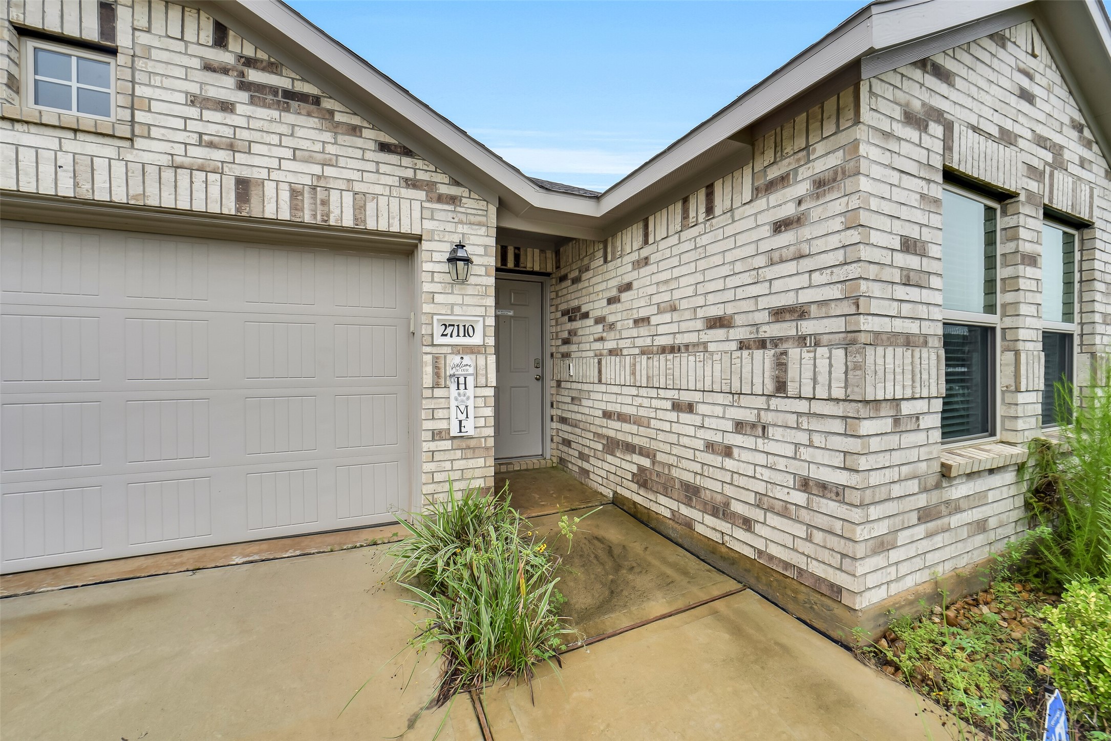27110 Breakaway Lane Property Photo 8