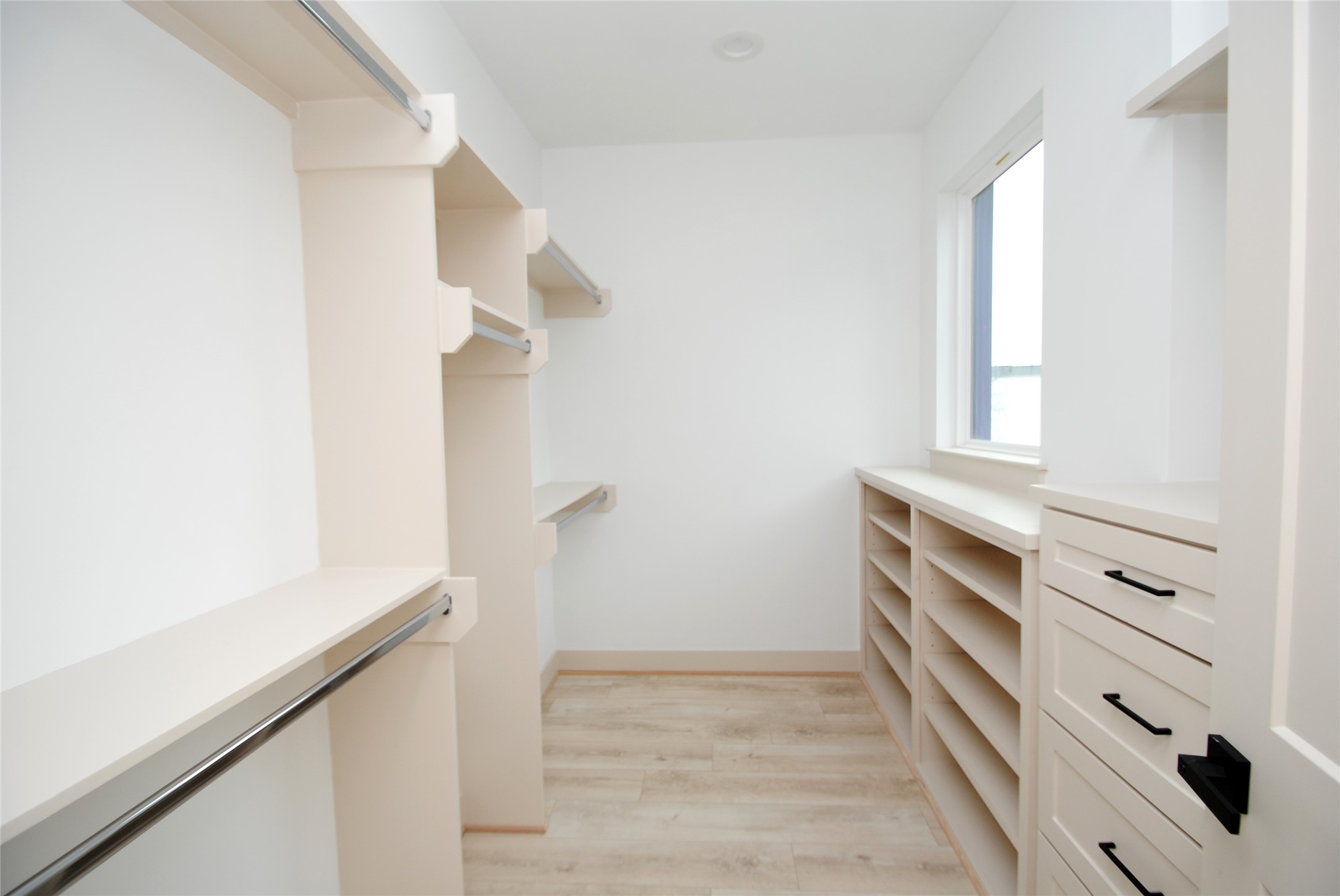 6310 Illinois Street B Property Photo 15