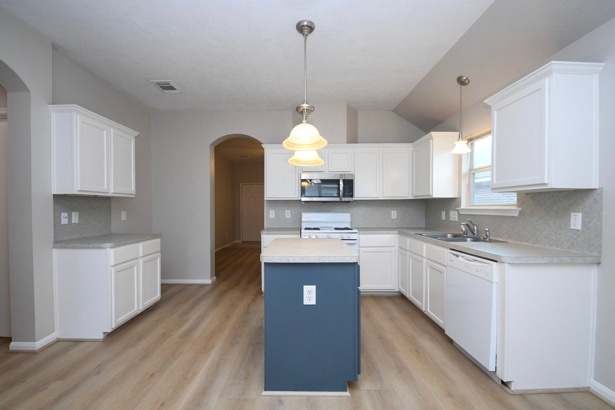 3406 Rainmill Drive Property Photo 17