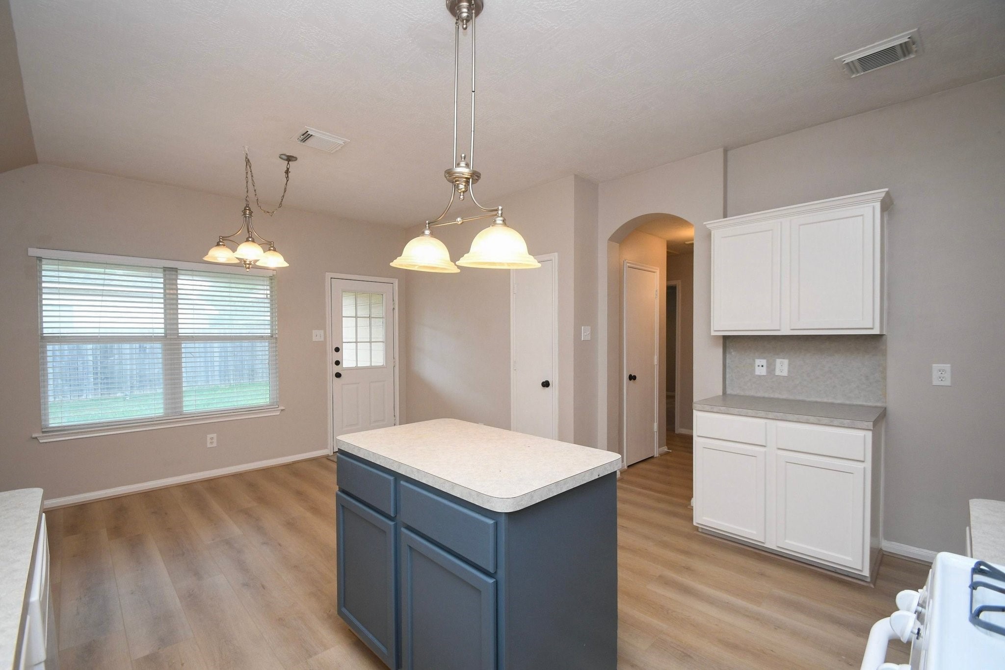 3406 Rainmill Drive Property Photo 18