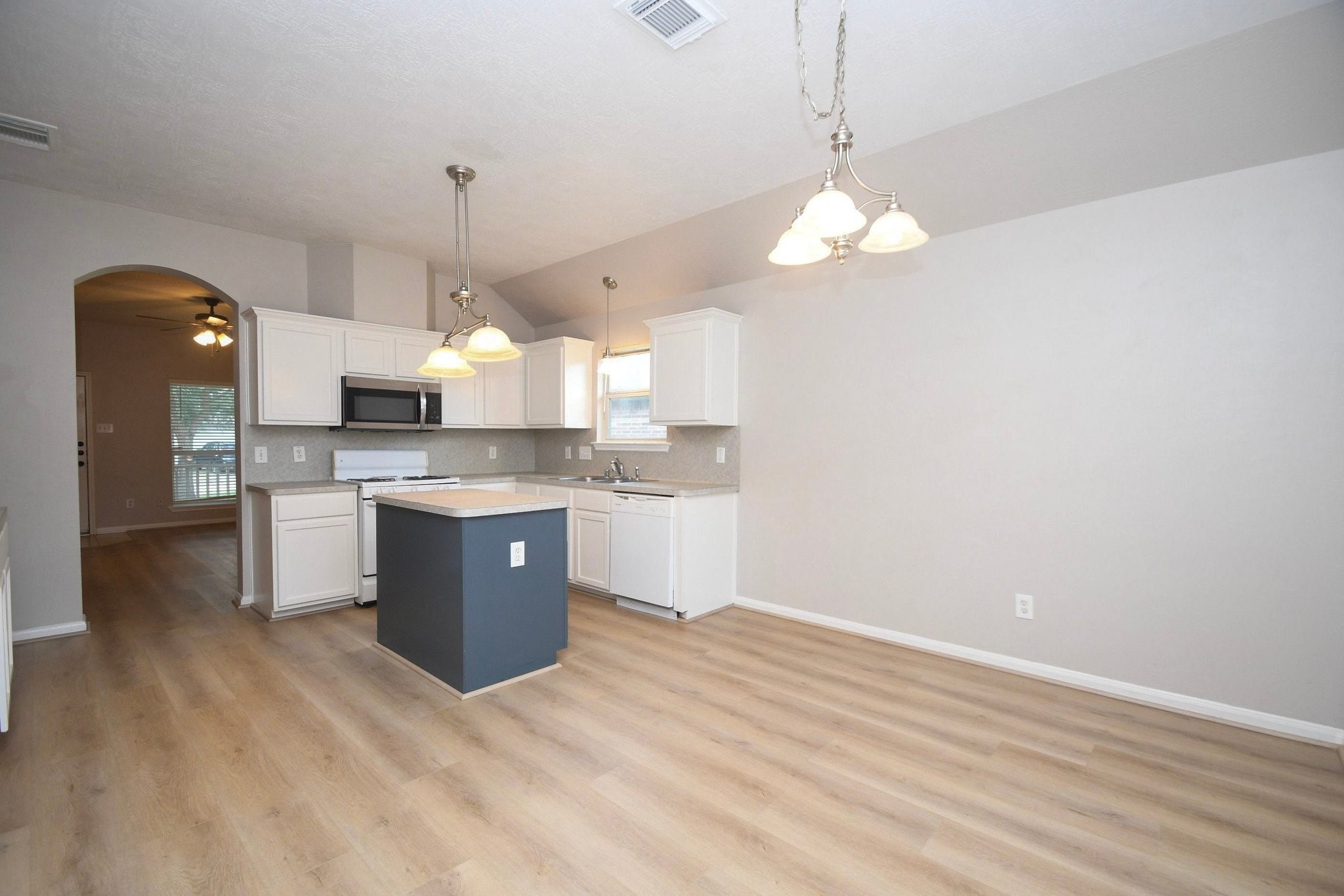 3406 Rainmill Drive Property Photo 22