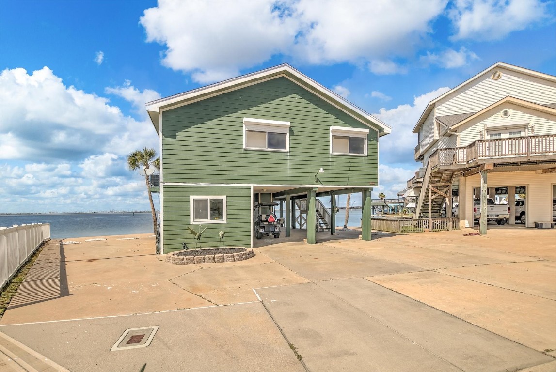 427 Tahiti Road Property Photo 9
