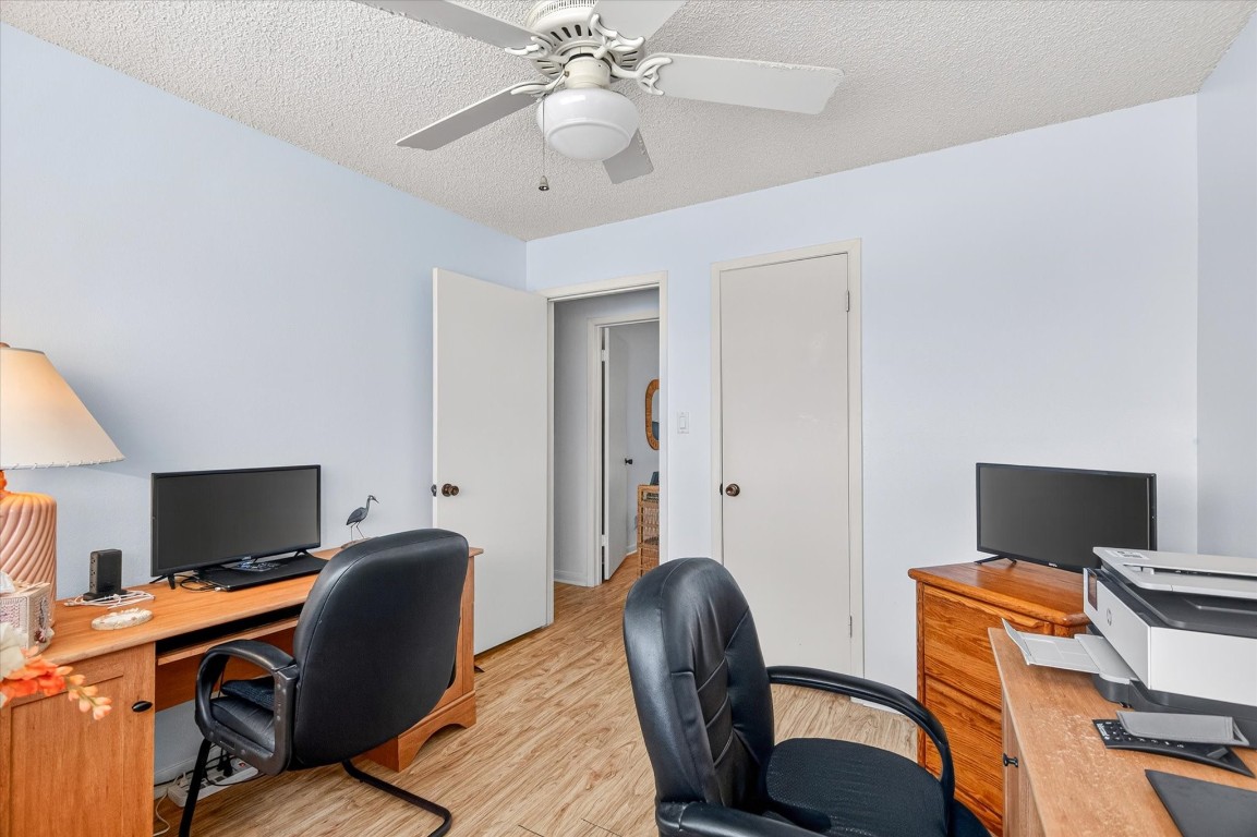 427 Tahiti Road Property Photo 37