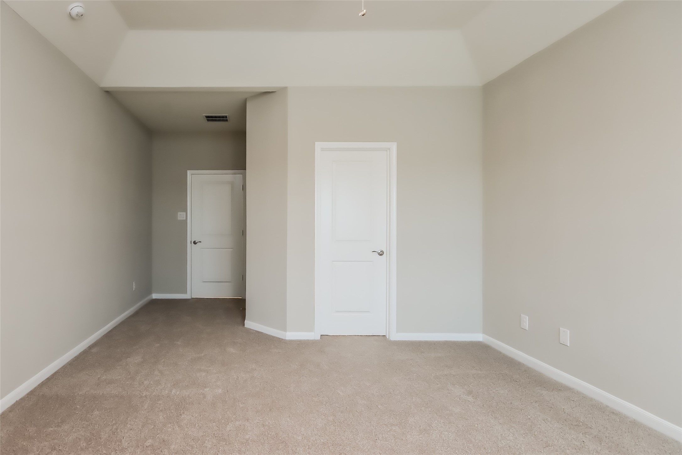 9606 Stewart Springs Boulevard Property Photo 5