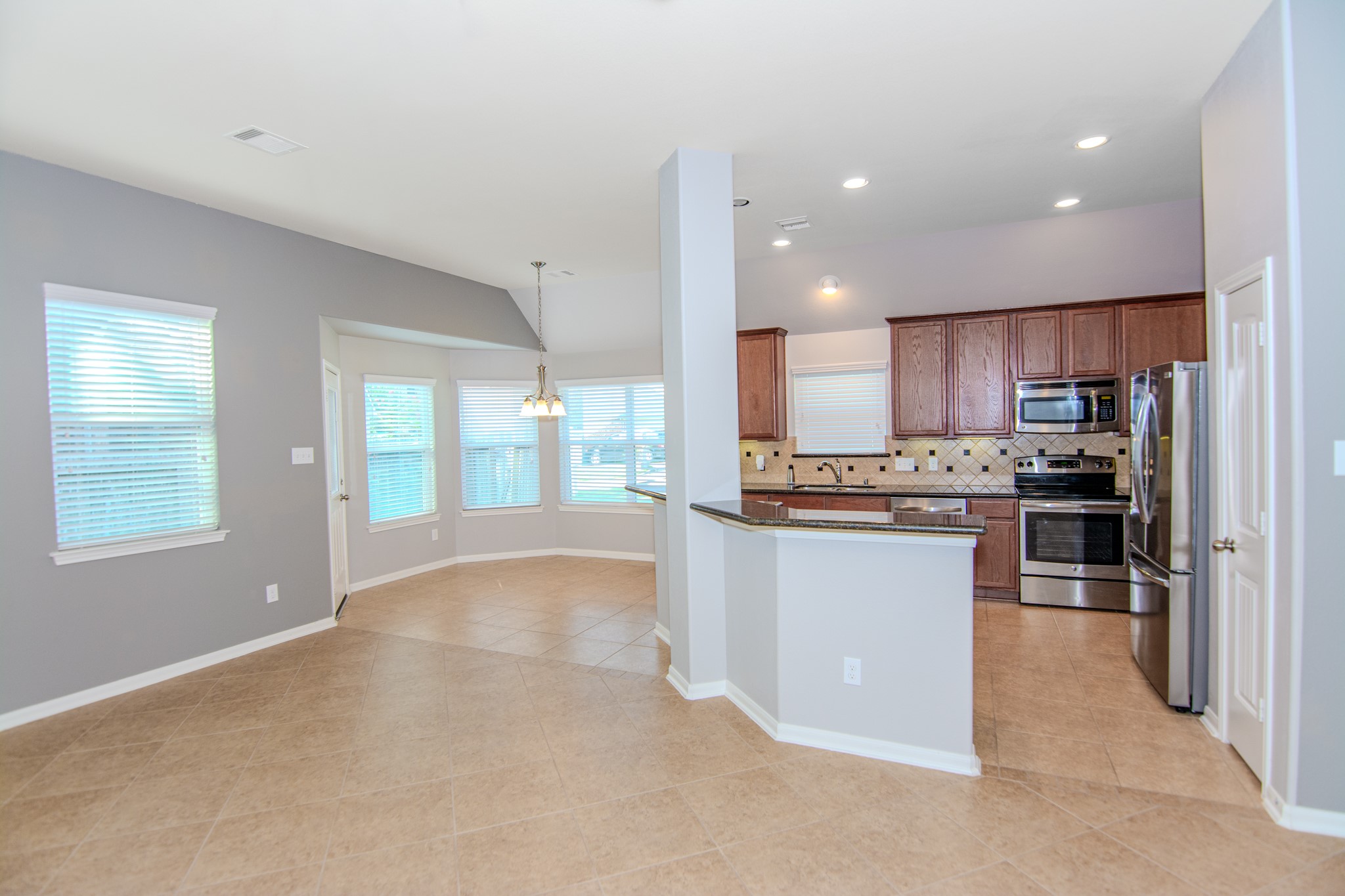 507 Harbor Mist Drive Property Photo 8