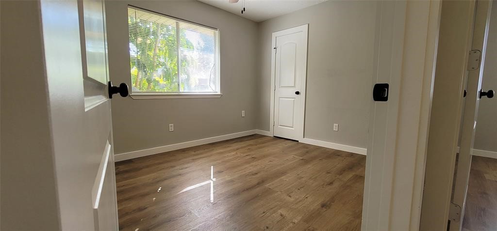322 Village Creek Drive Property Photo 11