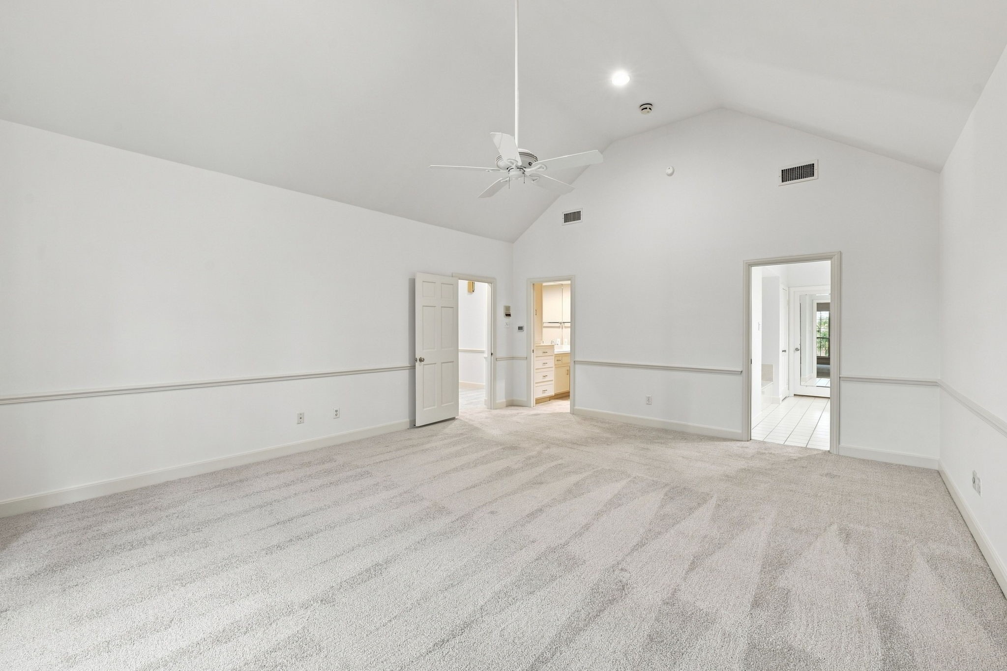 1422 Nantucket Drive A Property Photo 13