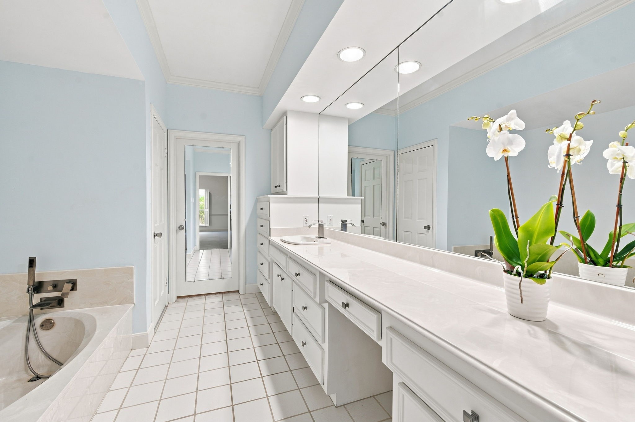 1422 Nantucket Drive A Property Photo 14