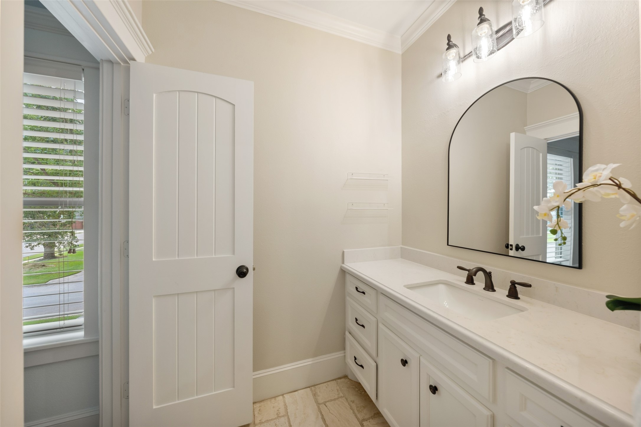 1363 Chippendale Road Property Photo 36