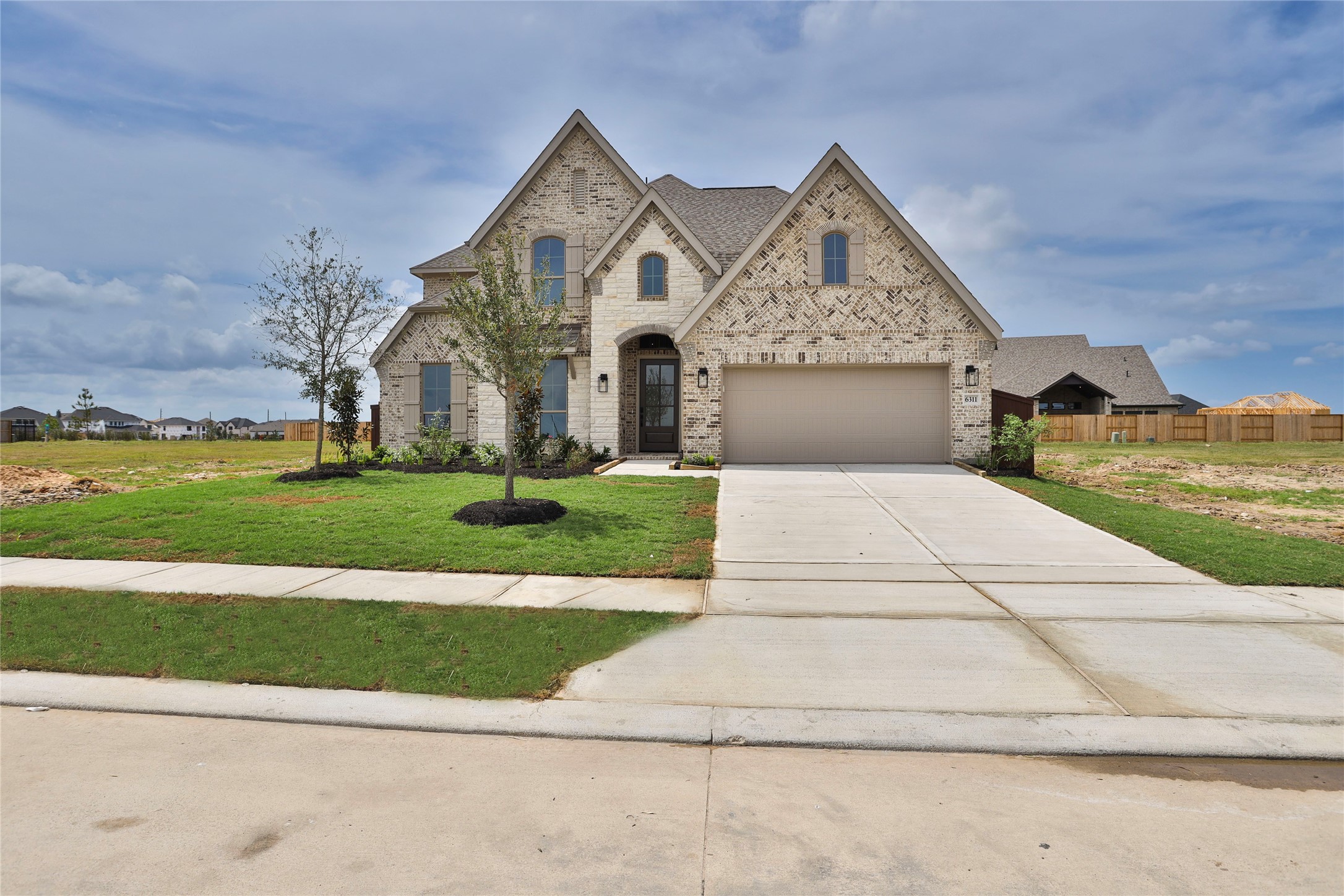 6311 King Ranch Loop Property Photo 1