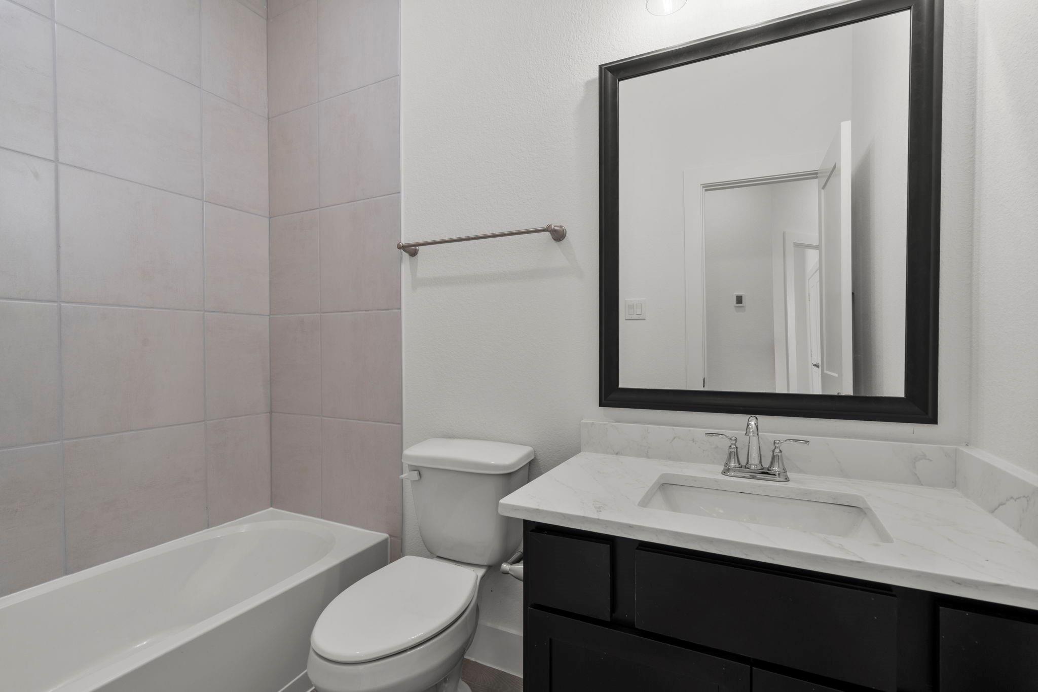 5243 Celestial Court, Iowa Colony Tx 77583 Property Photo 12