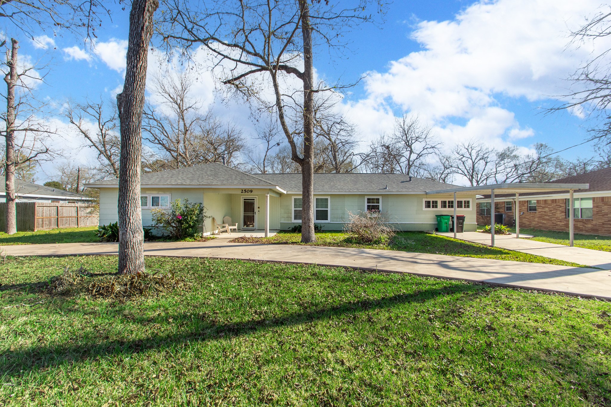 2509 Ward Road Property Photo 1