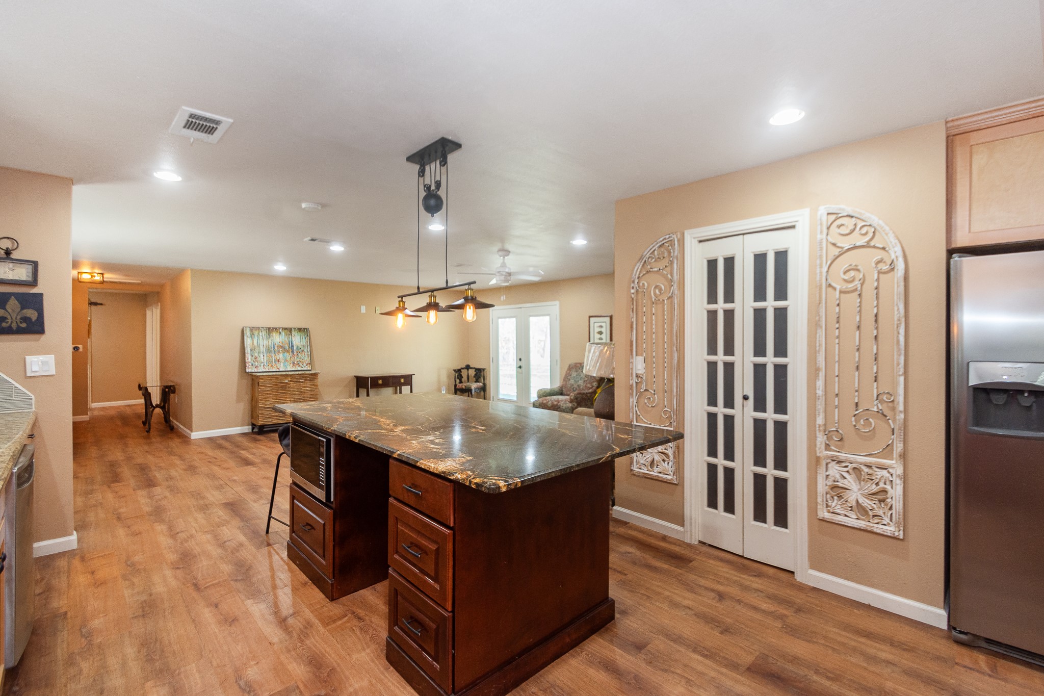 2509 Ward Road Property Photo 7