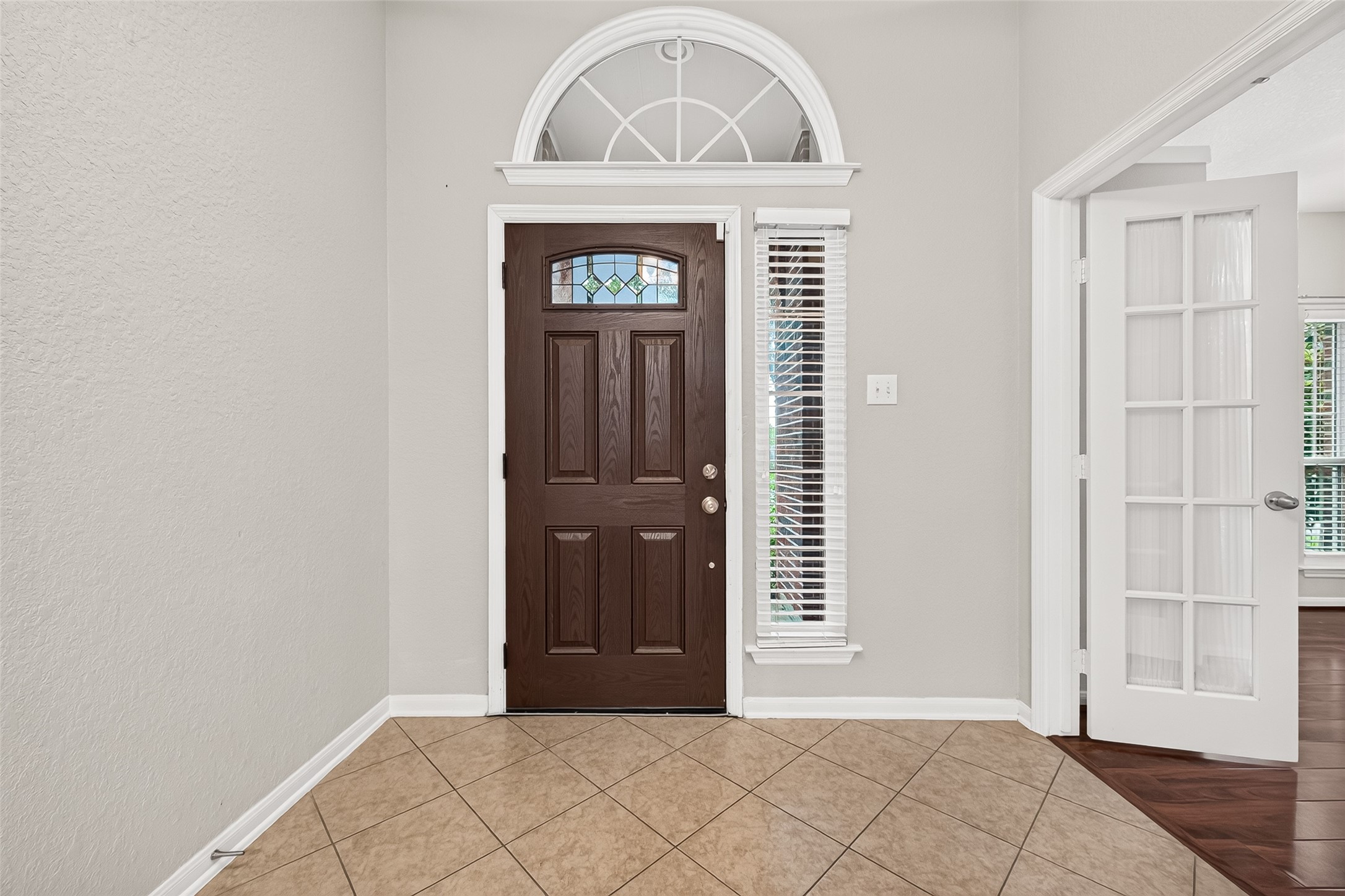 7519 Trail Hollow Property Photo 8