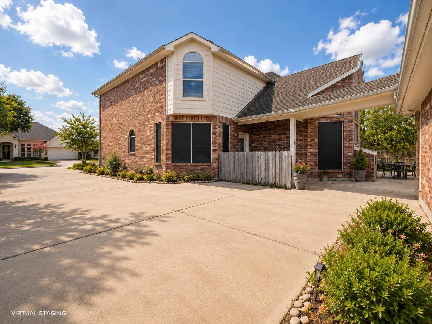 20003 Glen Lake Drive Property Photo 40
