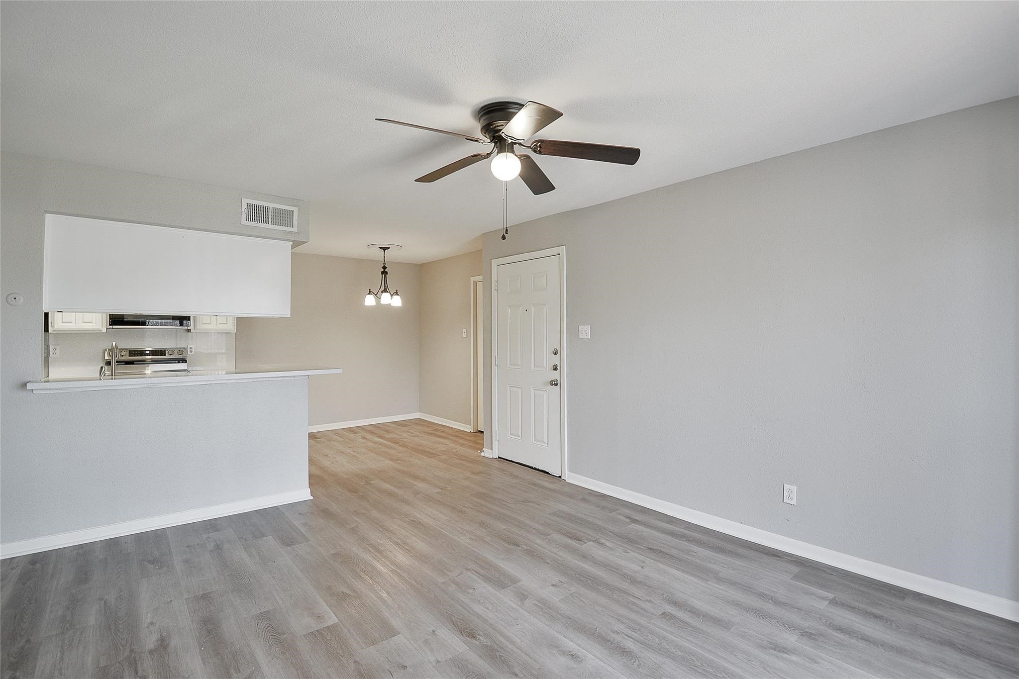 12955 Woodforest Boulevard 54 Property Photo 8