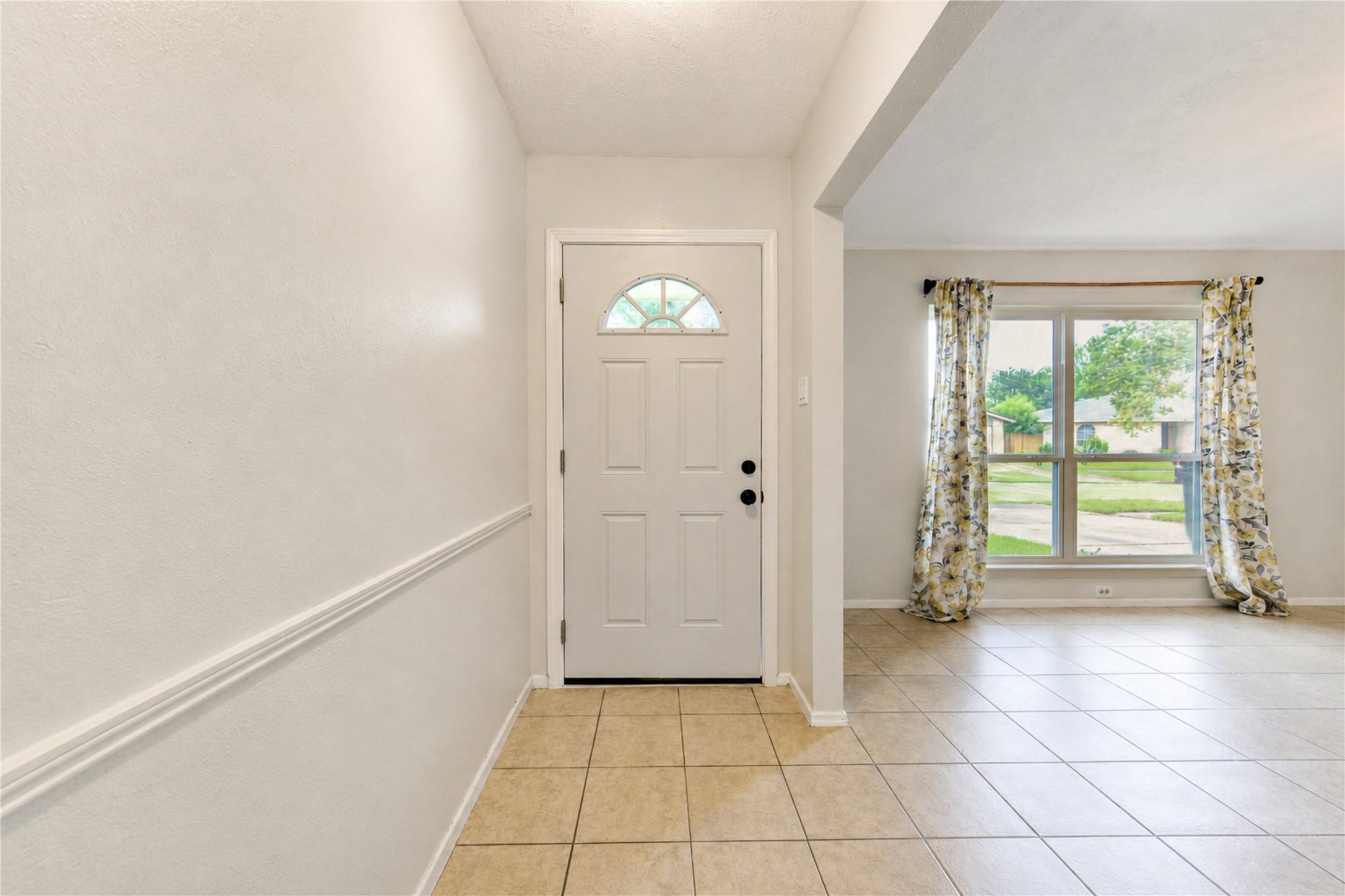 10123 Kent Towne Lane Property Photo 4