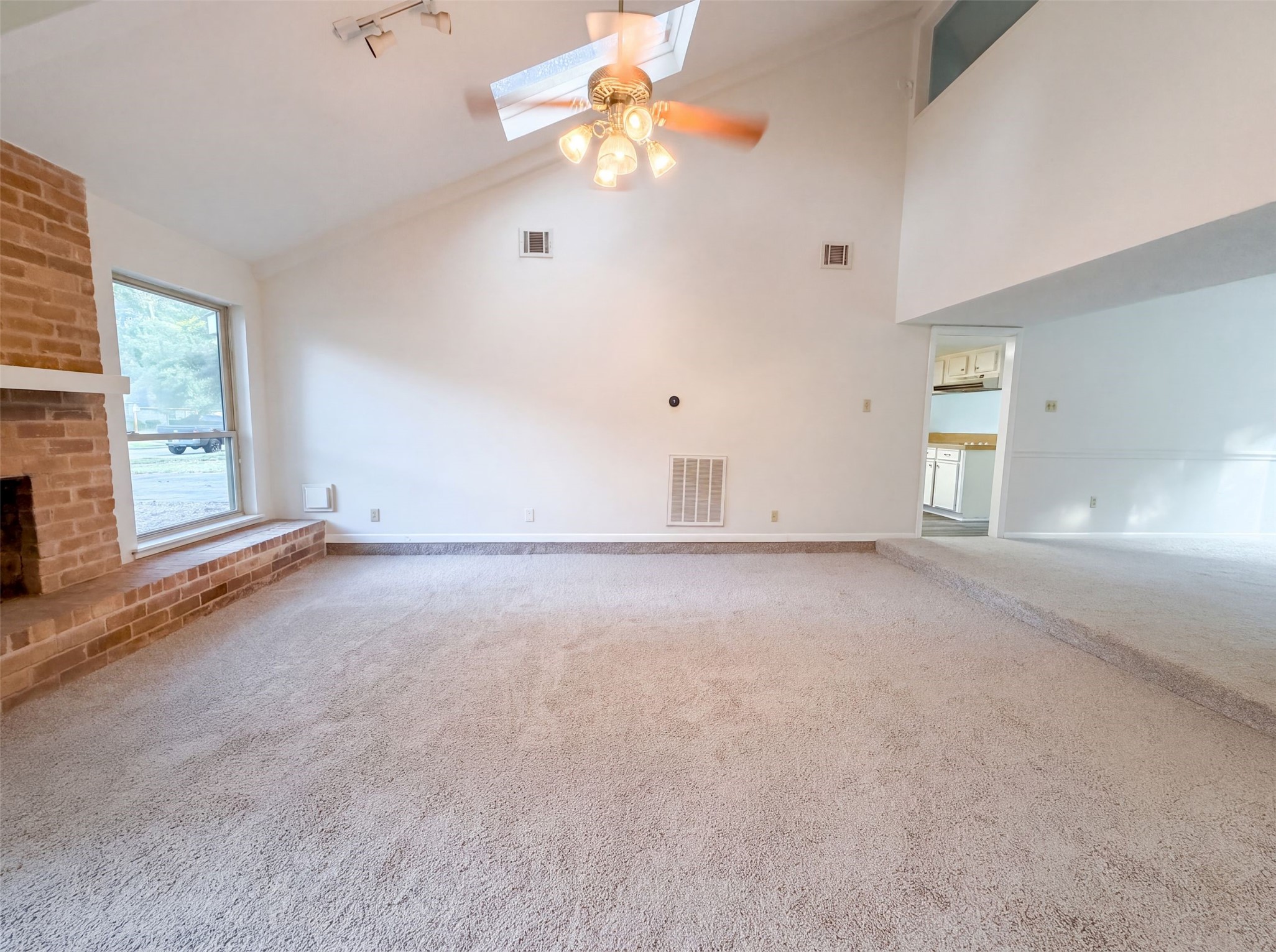 18107 Fireside Drive Property Photo 4