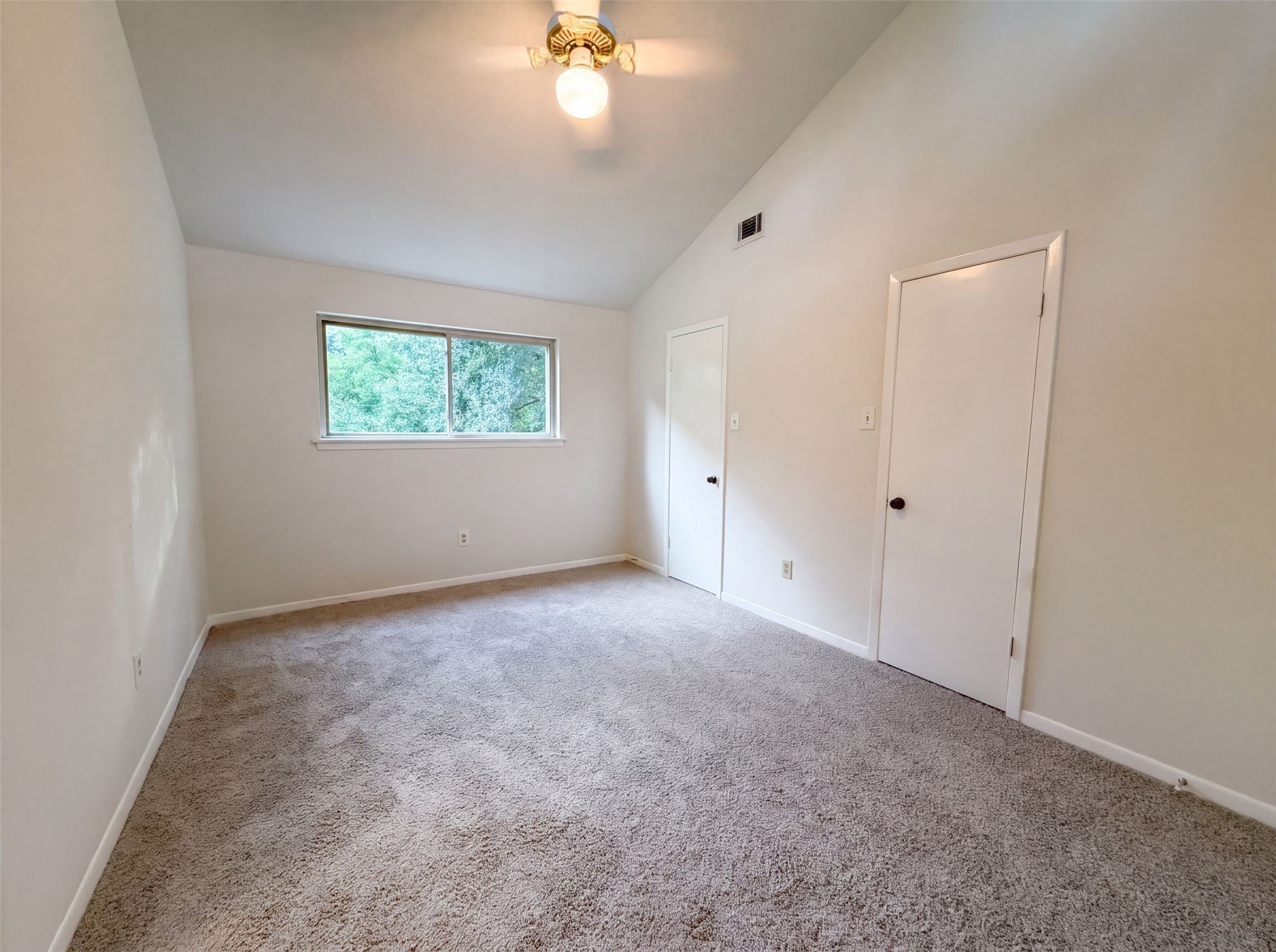 18107 Fireside Drive Property Photo 17