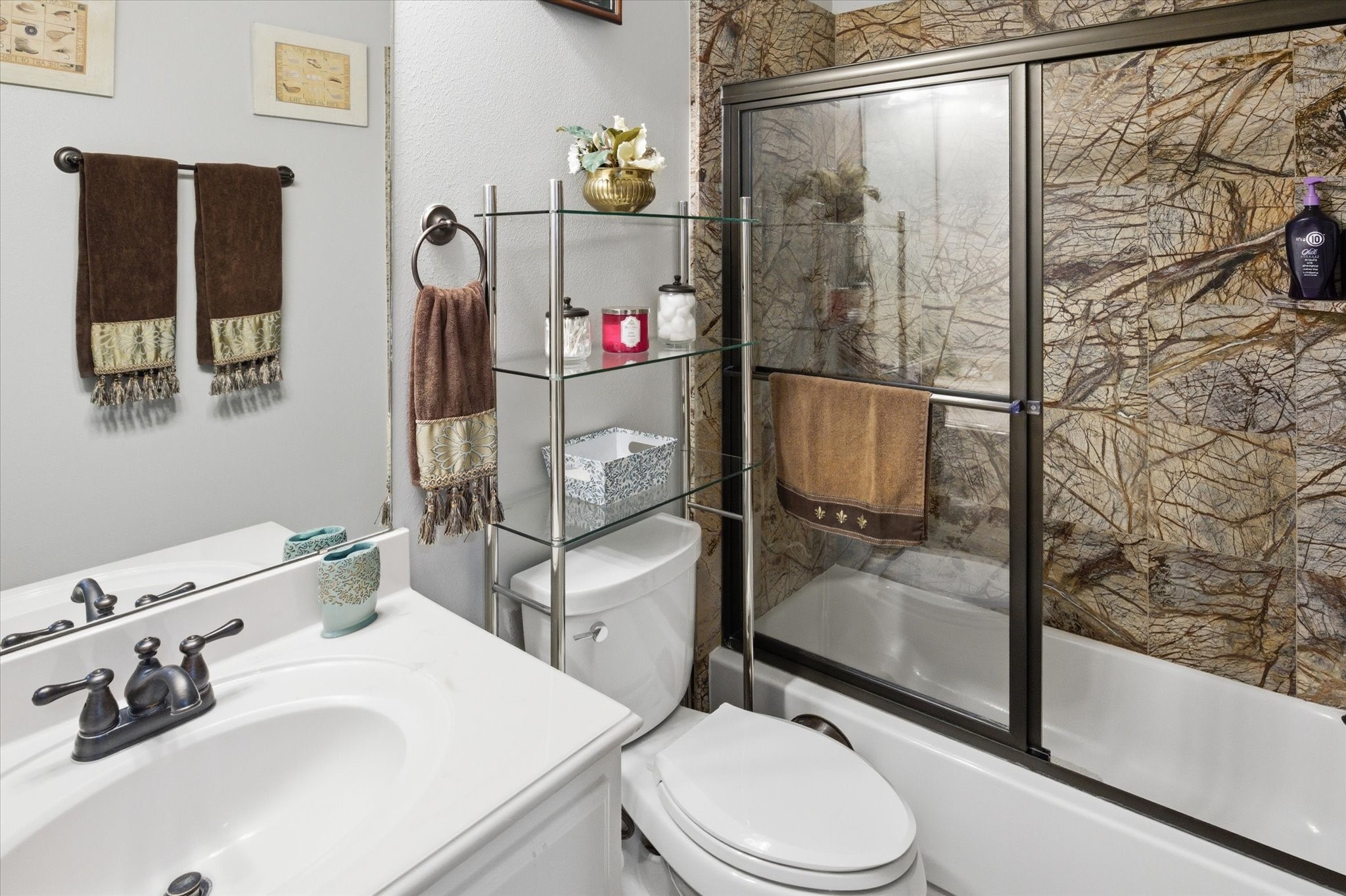 2727 N Cotswold Manor Drive Property Photo 34
