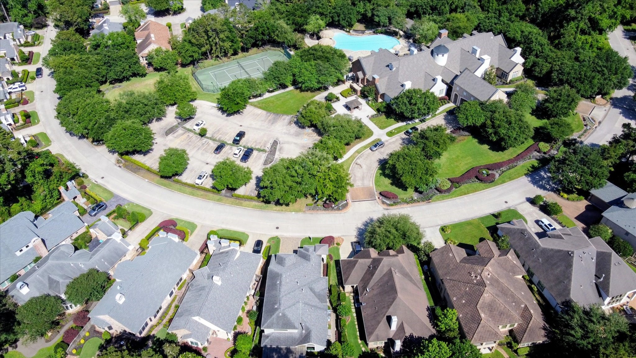 2727 N Cotswold Manor Drive Property Photo 43