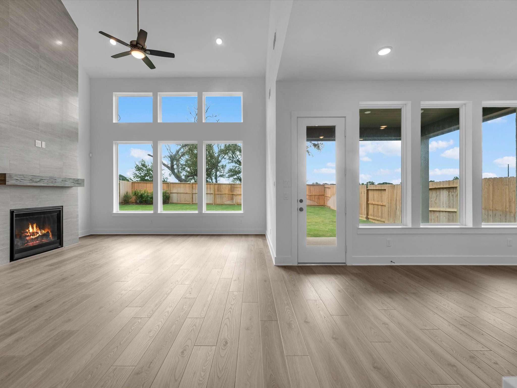 32019 Cascade Ridge Drive Property Photo 3