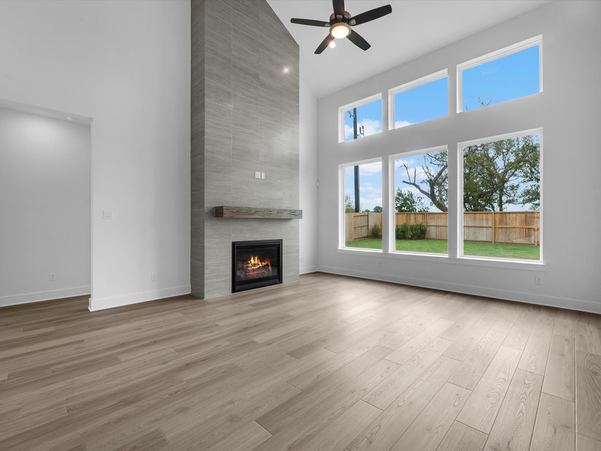 32019 Cascade Ridge Drive Property Photo 4