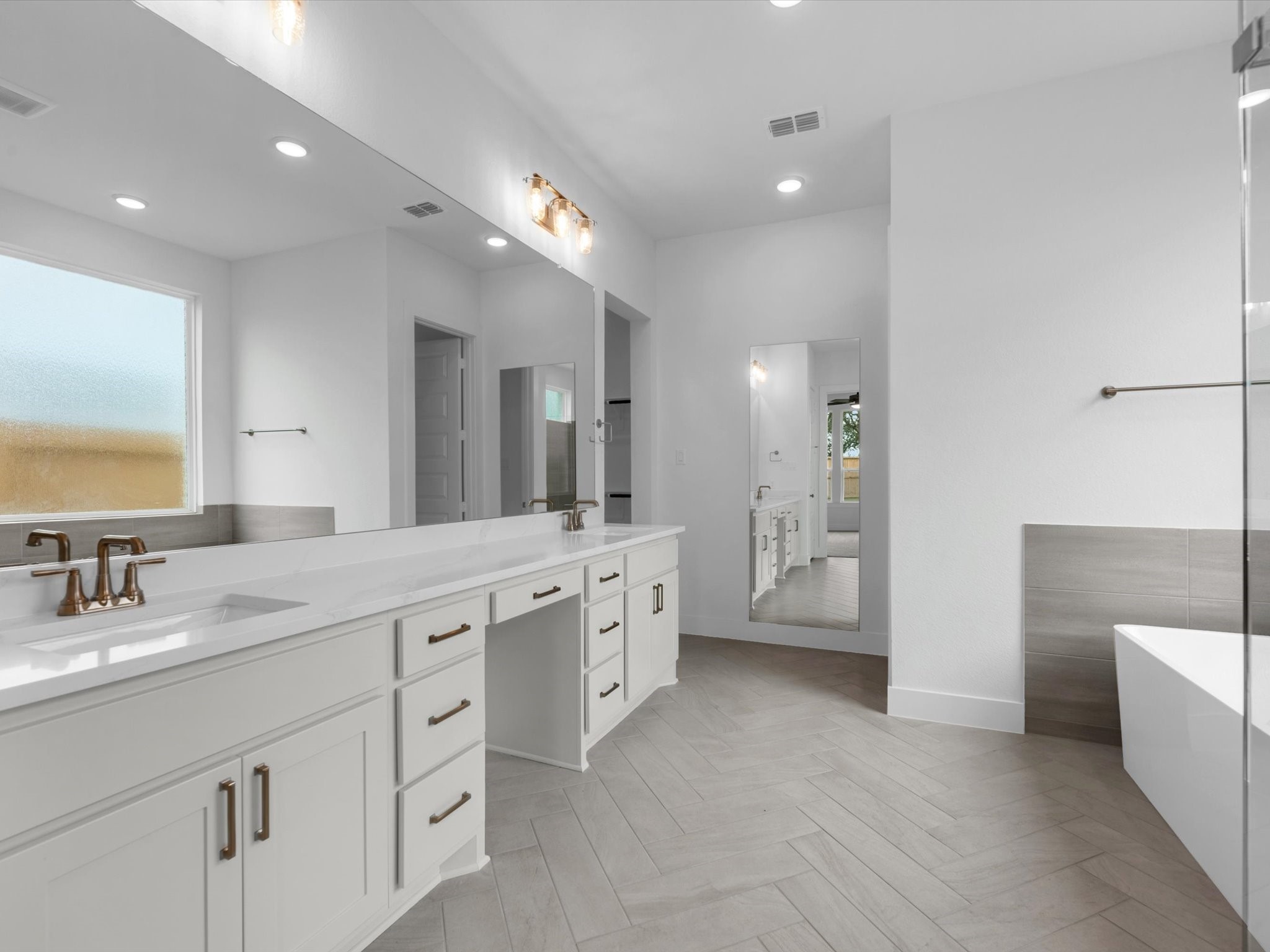 32019 Cascade Ridge Drive Property Photo 12