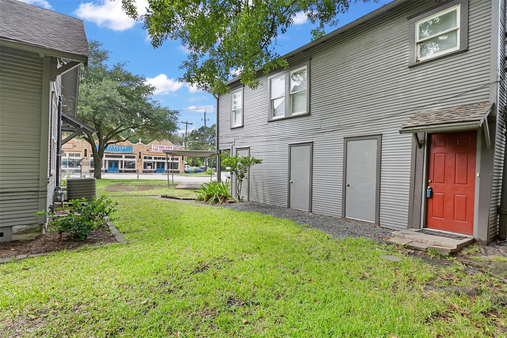 1133 Bayland Avenue Property Photo 9
