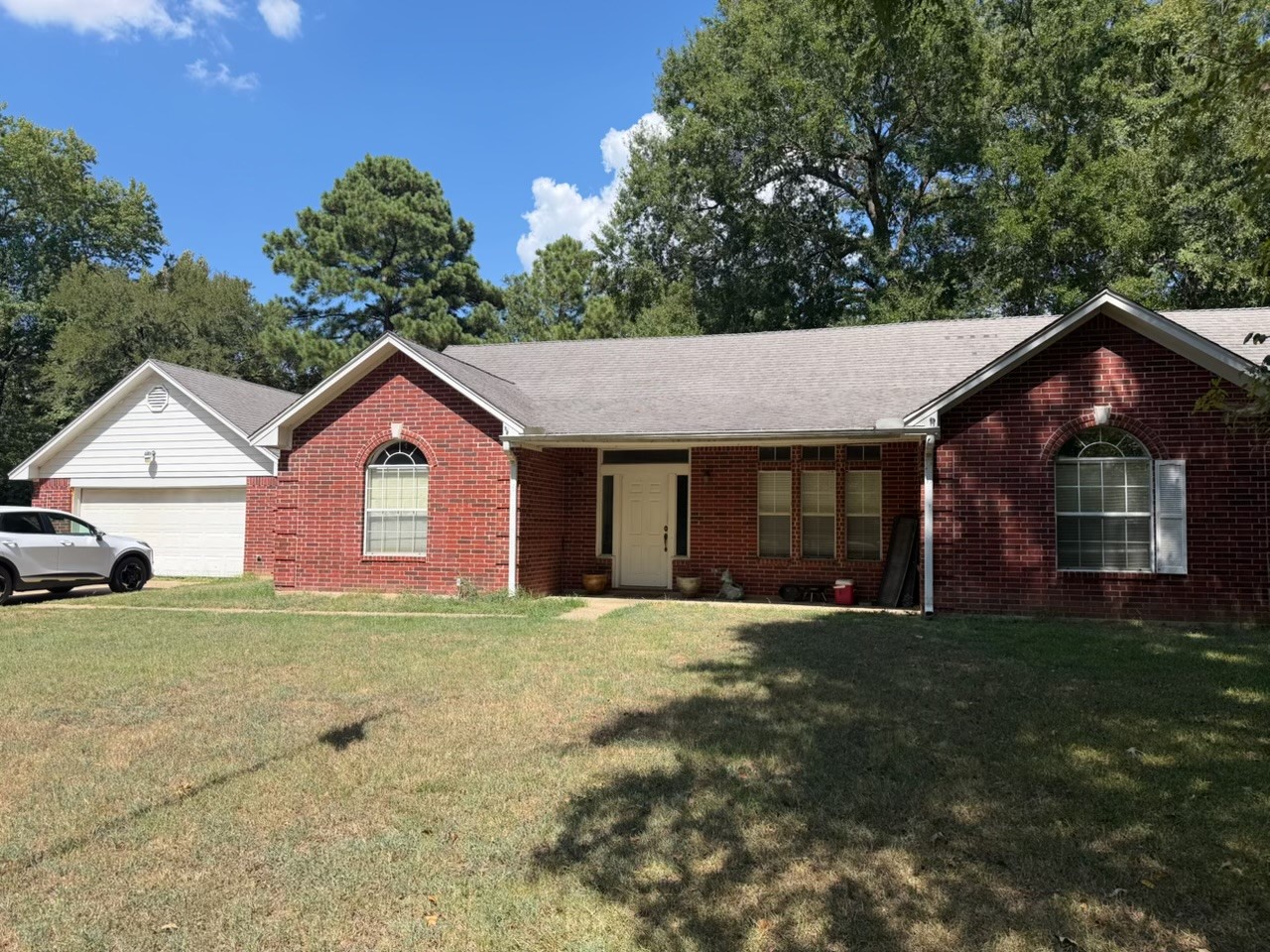 271 Briargrove Property Photo 6