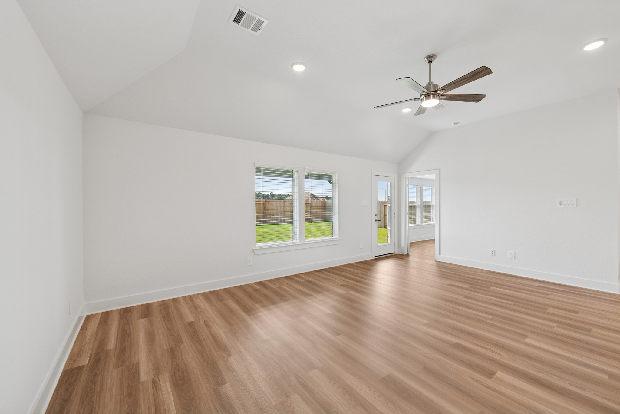 21414 Villa Spruce Lane Property Photo 3
