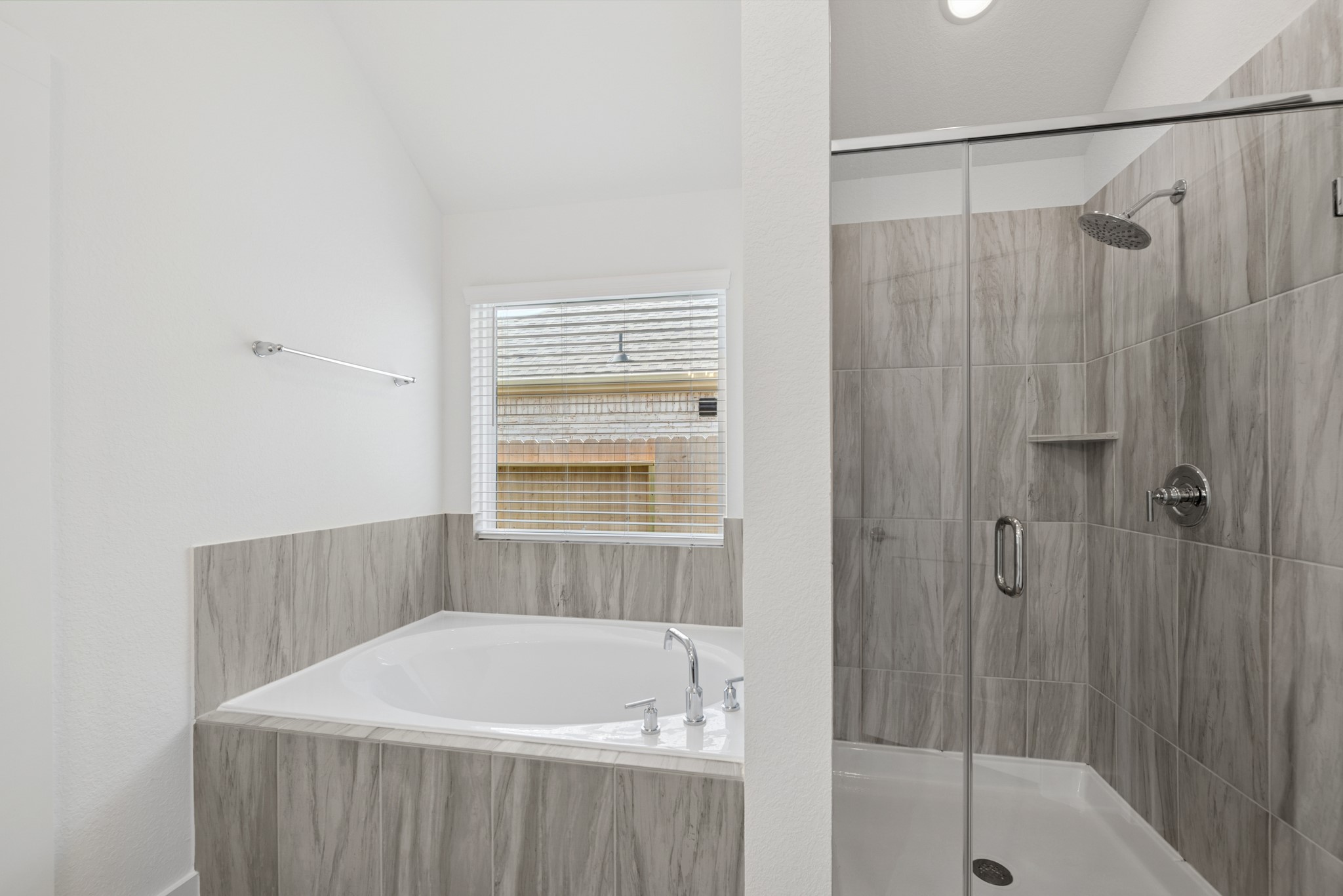 21414 Villa Spruce Lane Property Photo 4