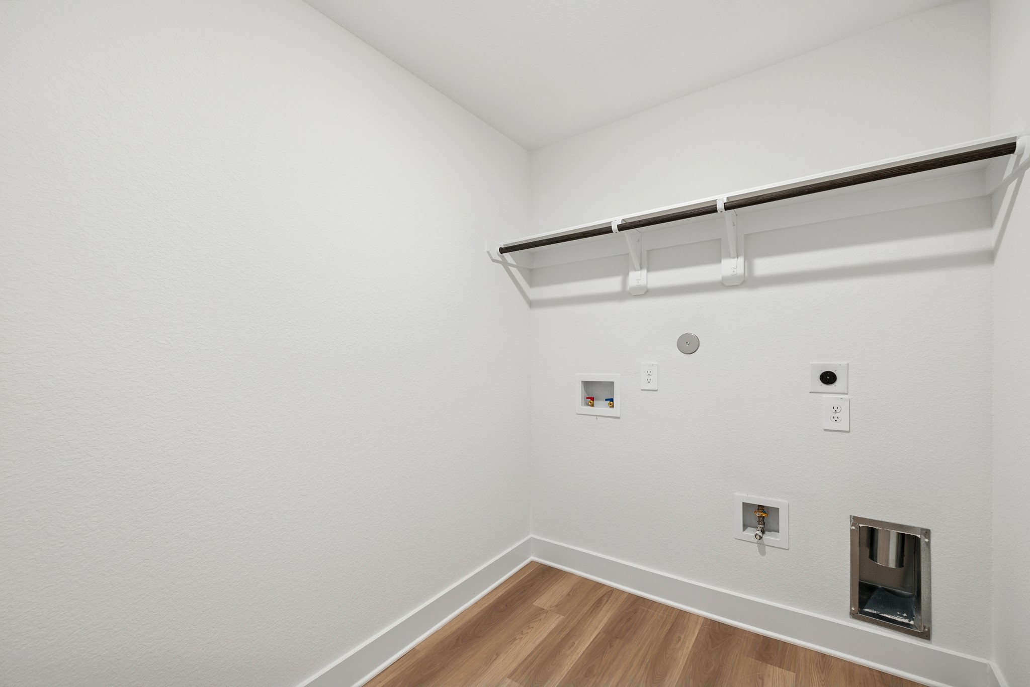21414 Villa Spruce Lane Property Photo 15