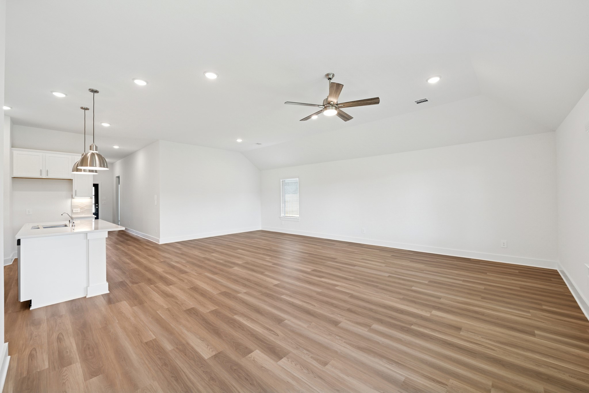 21414 Villa Spruce Lane Property Photo 26