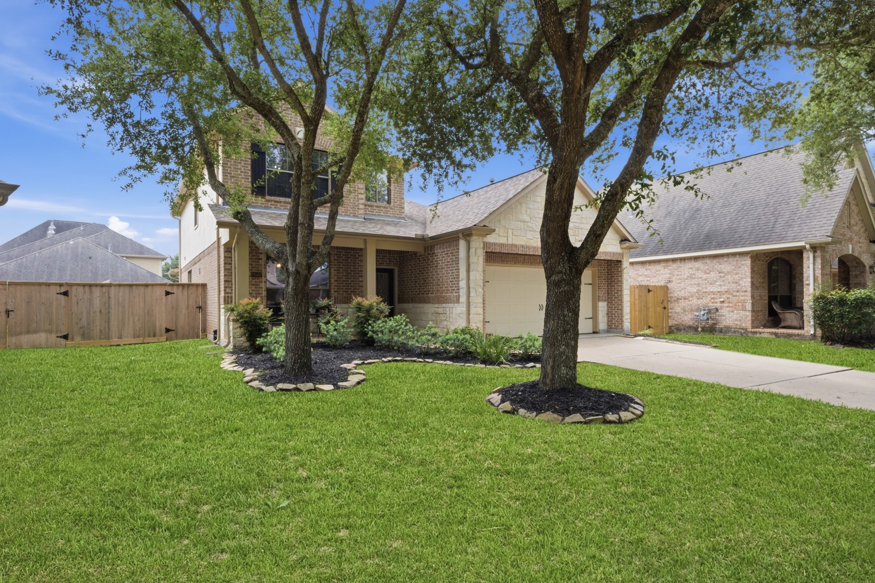 24507 San Pellino Drive Property Photo 2