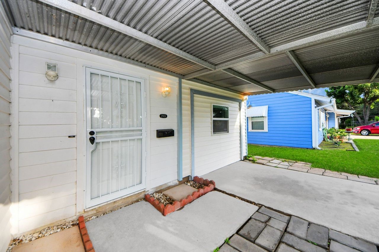 2919 Elser Street Property Photo 5