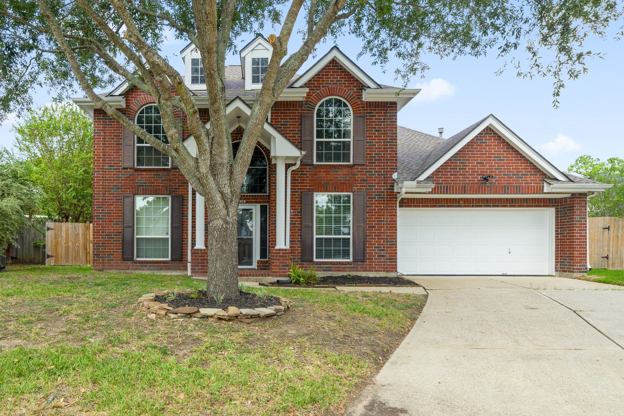 1505 Hickory Court Property Photo