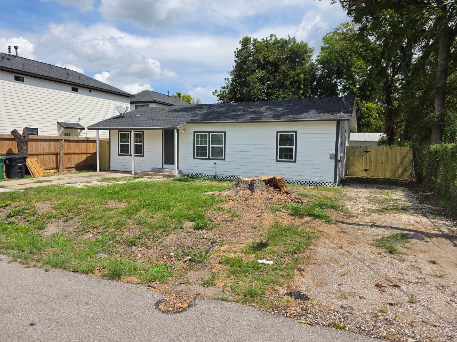 6318 Sayers Street Property Photo 2