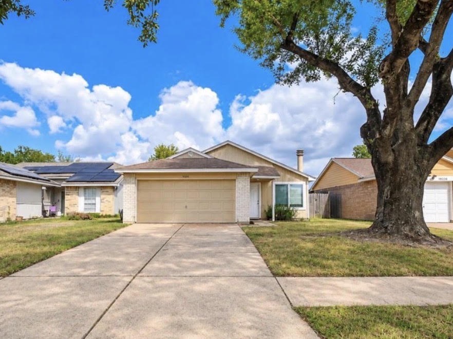 19334 Cypress Canyon Drive Property Photo 1