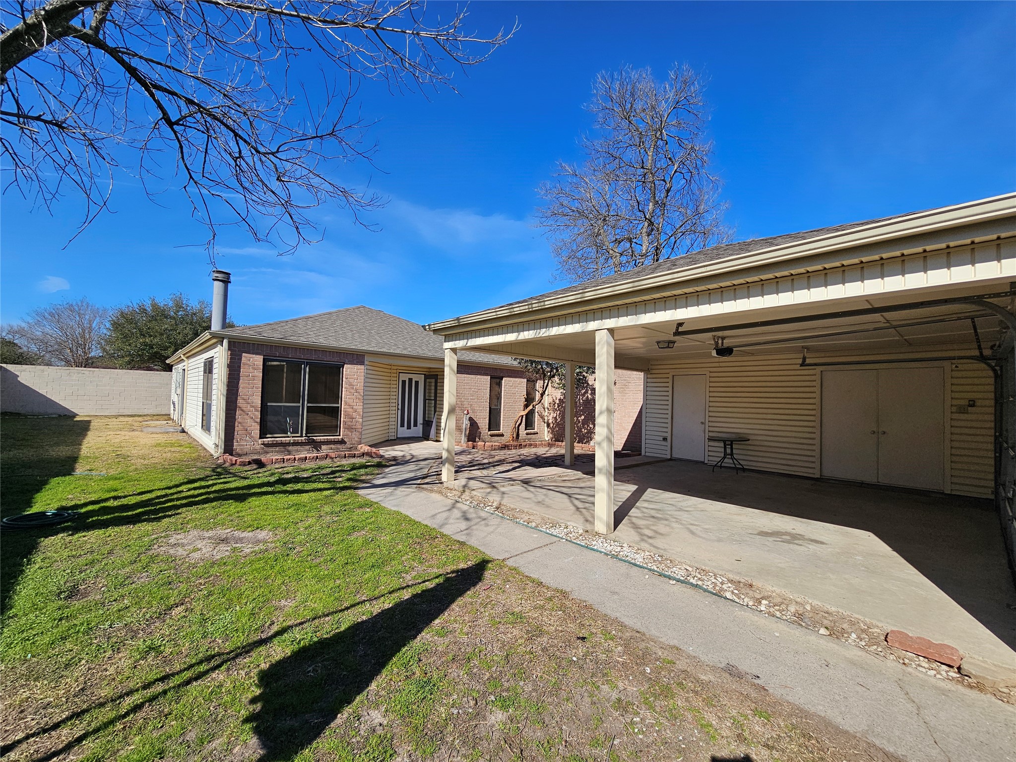 8319 Wind Veil Drive Property Photo 3