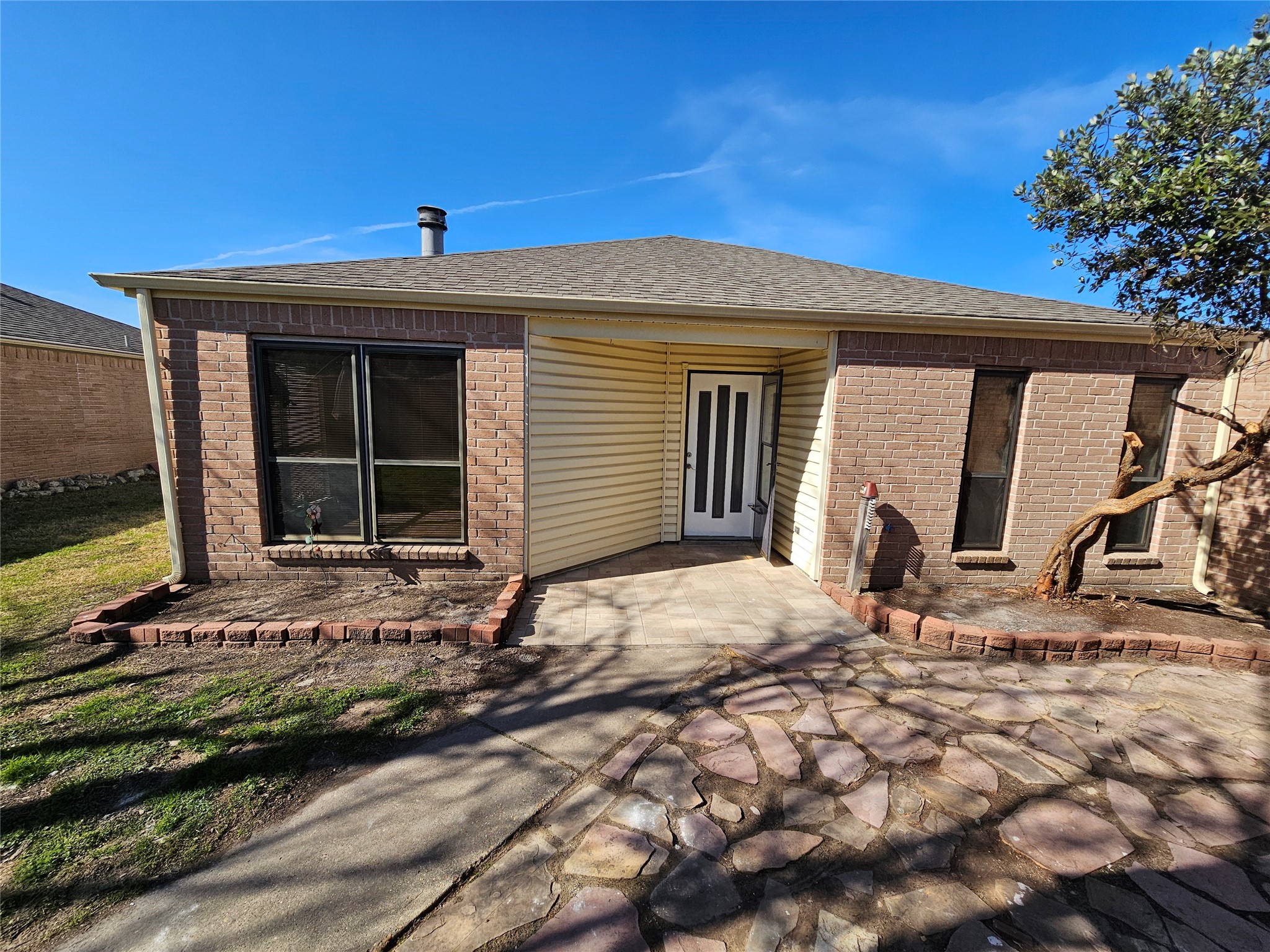 8319 Wind Veil Drive Property Photo 7