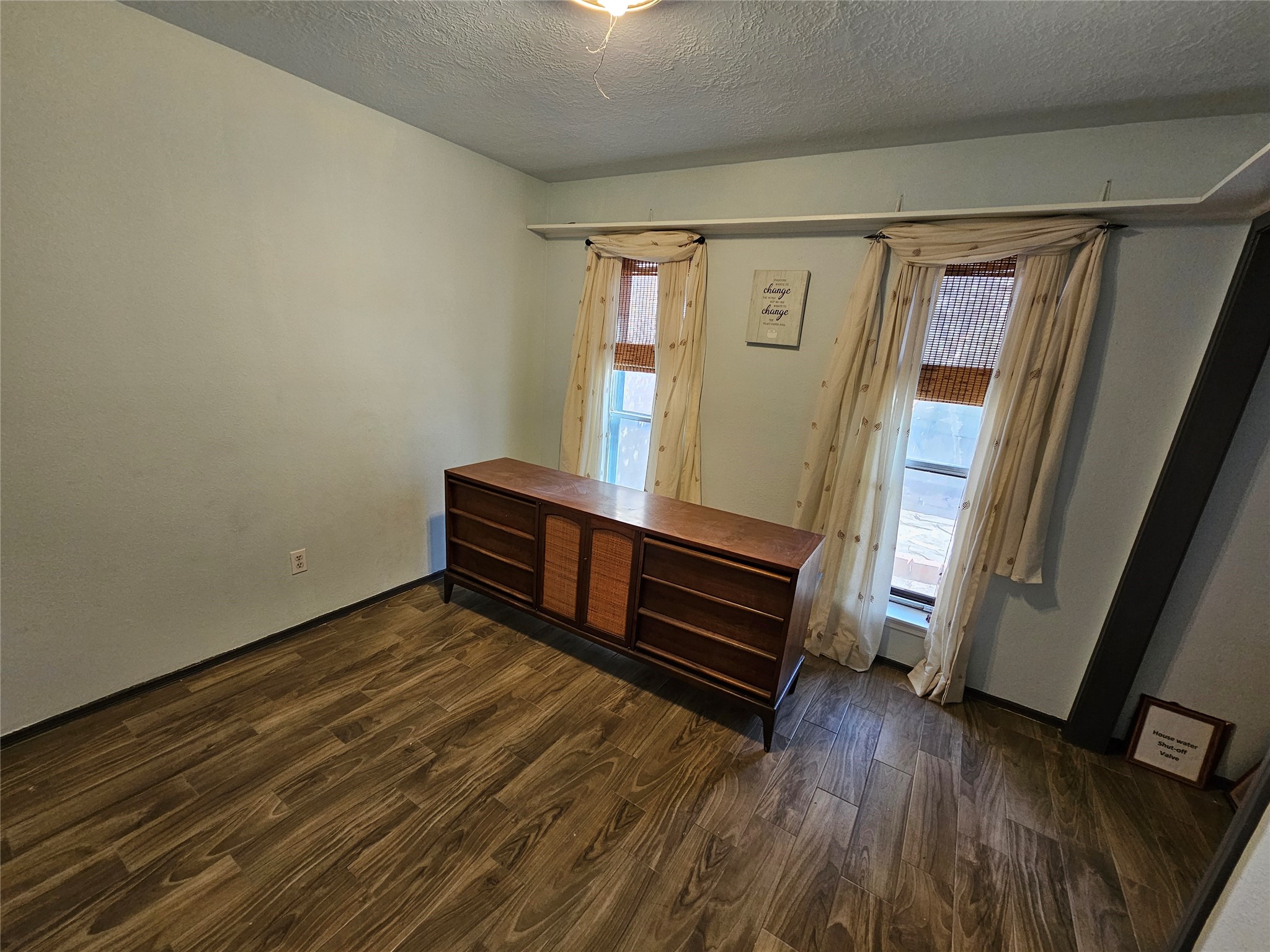 8319 Wind Veil Drive Property Photo 14