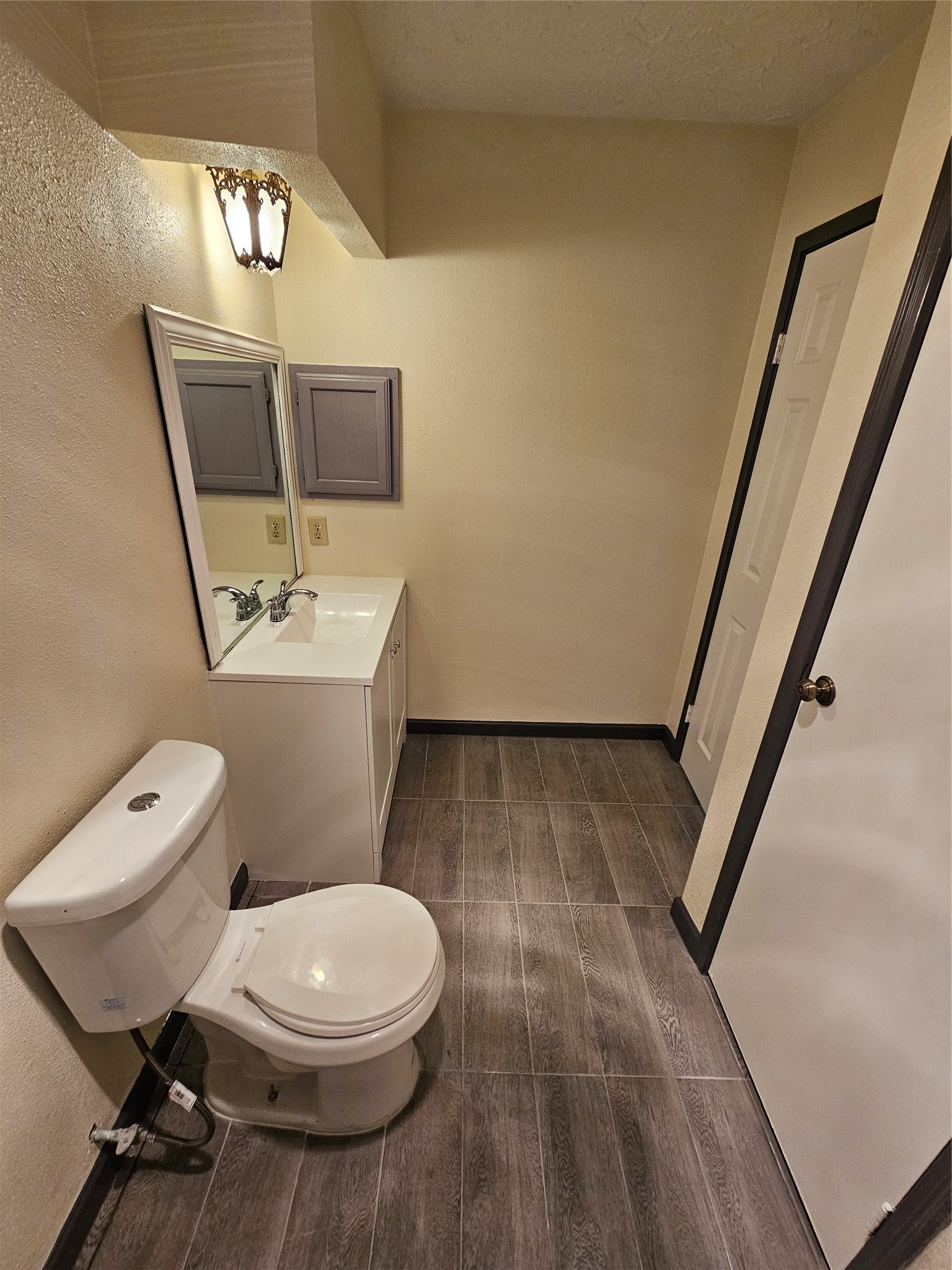 8319 Wind Veil Drive Property Photo 18