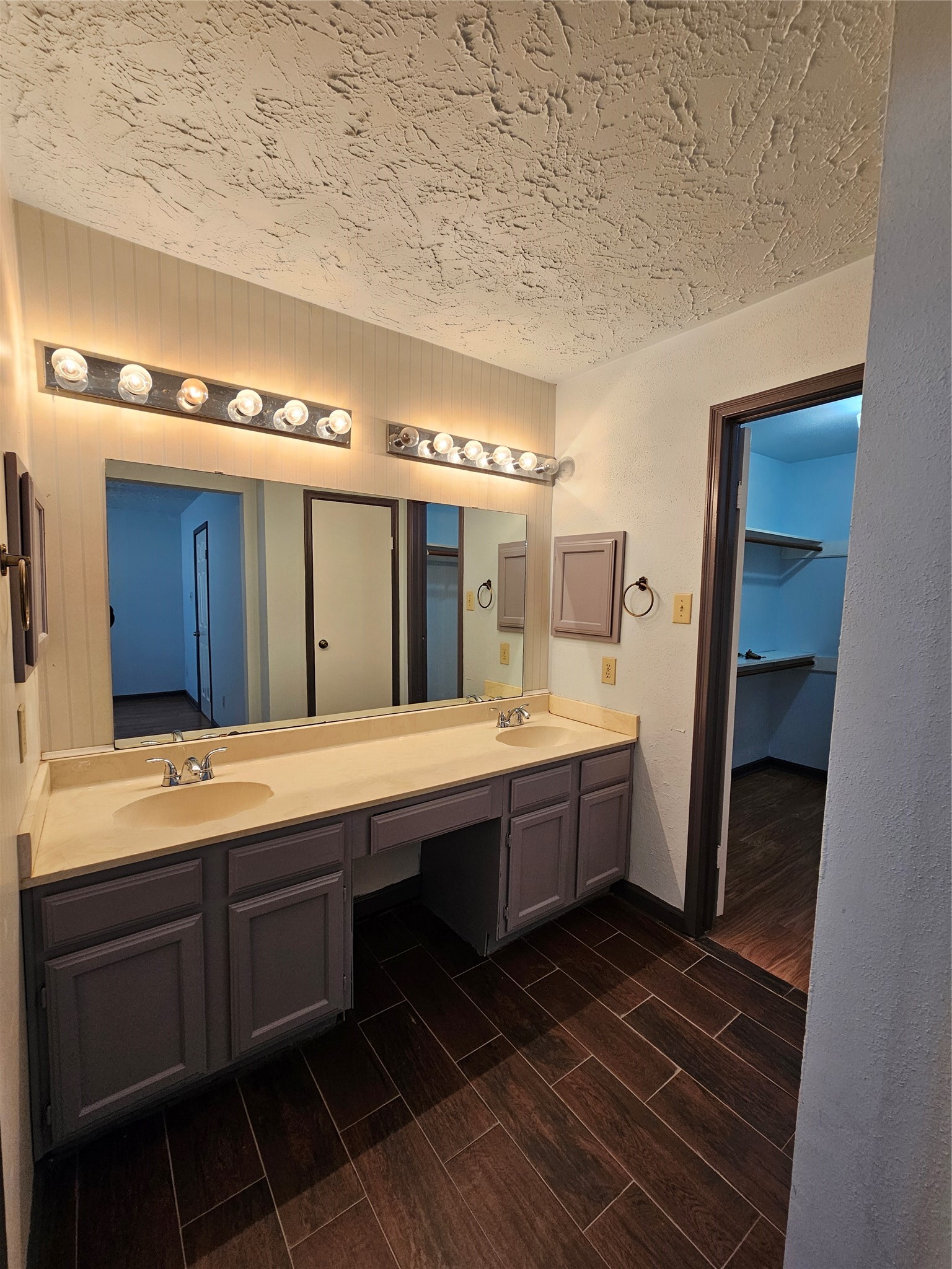 8319 Wind Veil Drive Property Photo 35