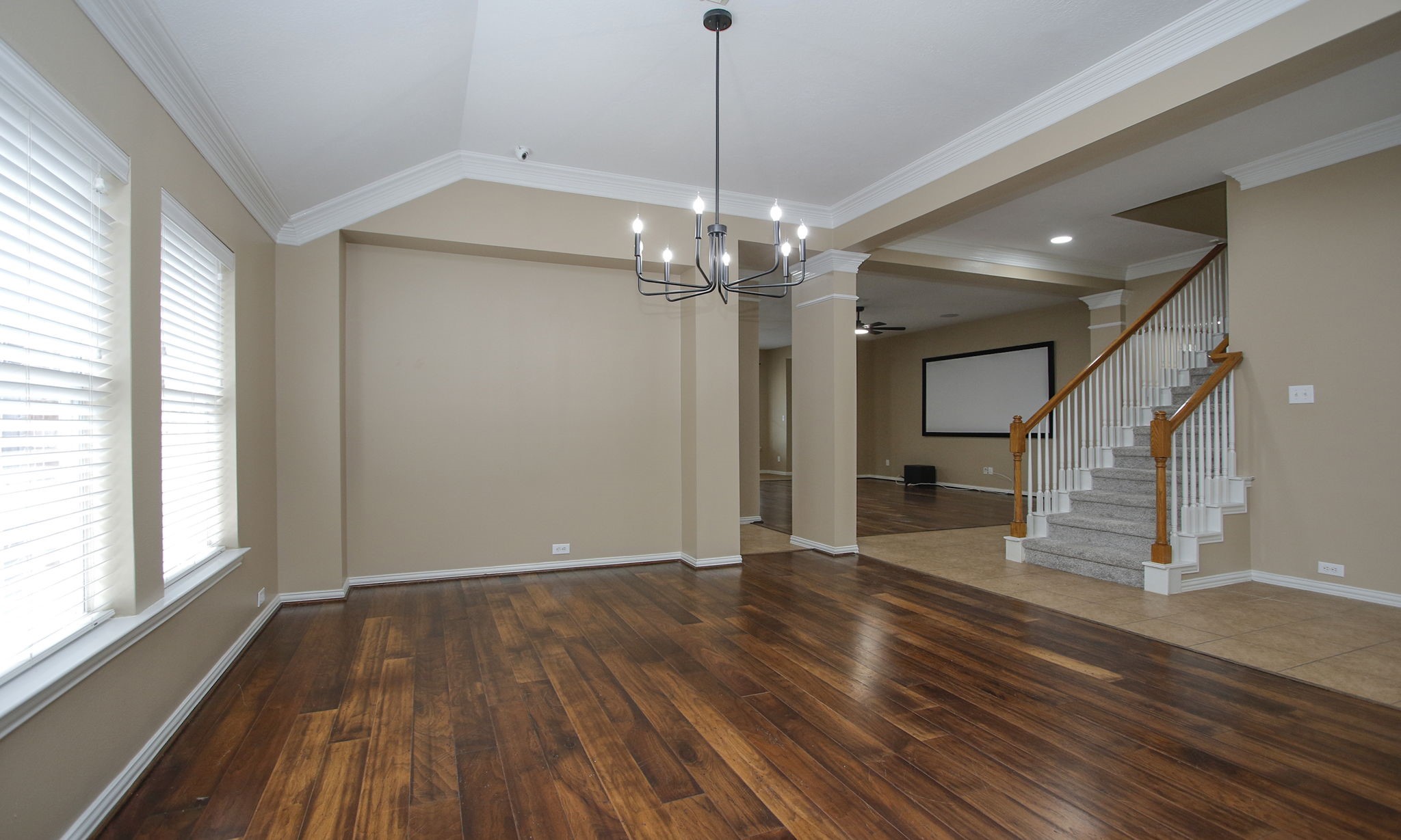 2914 Silverwood Park Lane Property Photo 8
