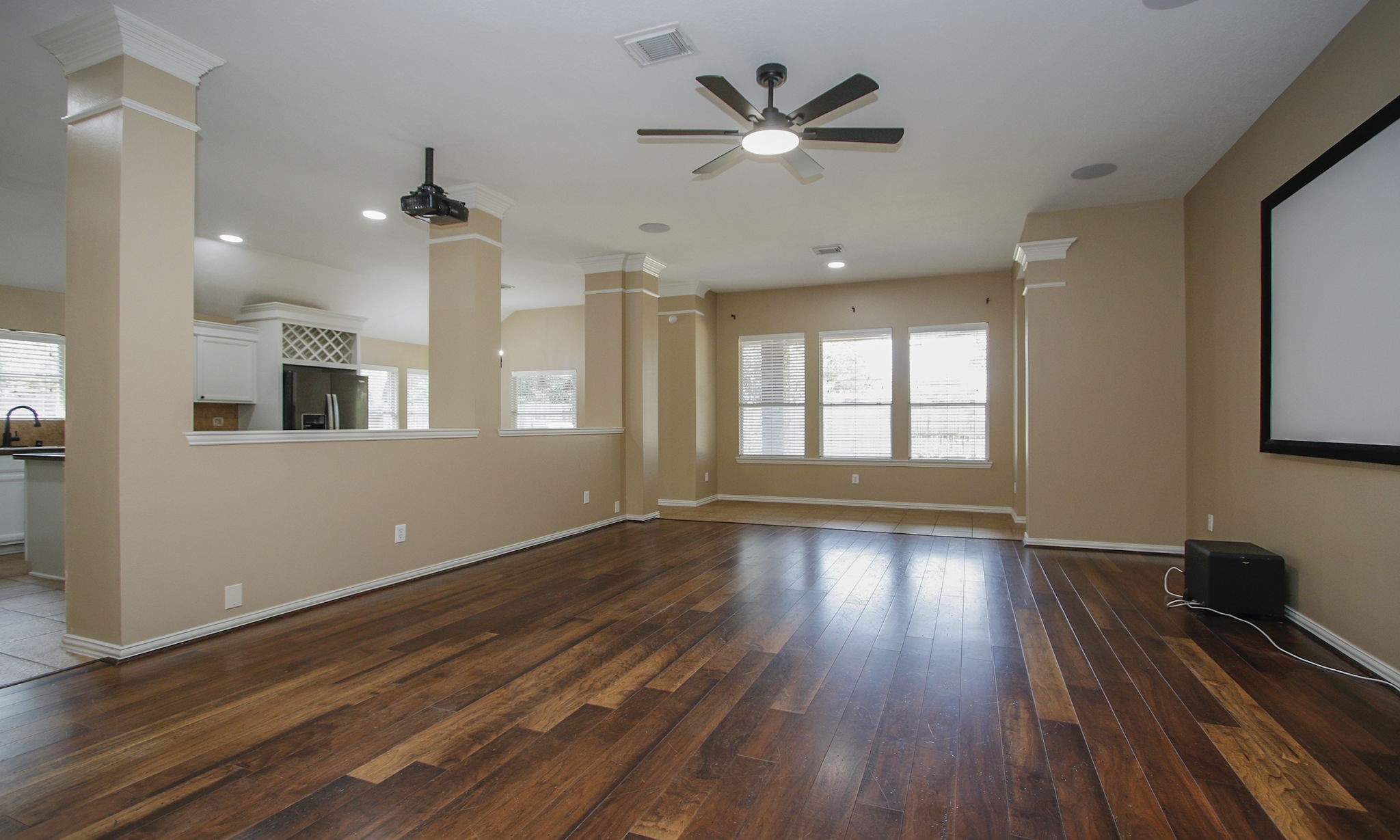 2914 Silverwood Park Lane Property Photo 11