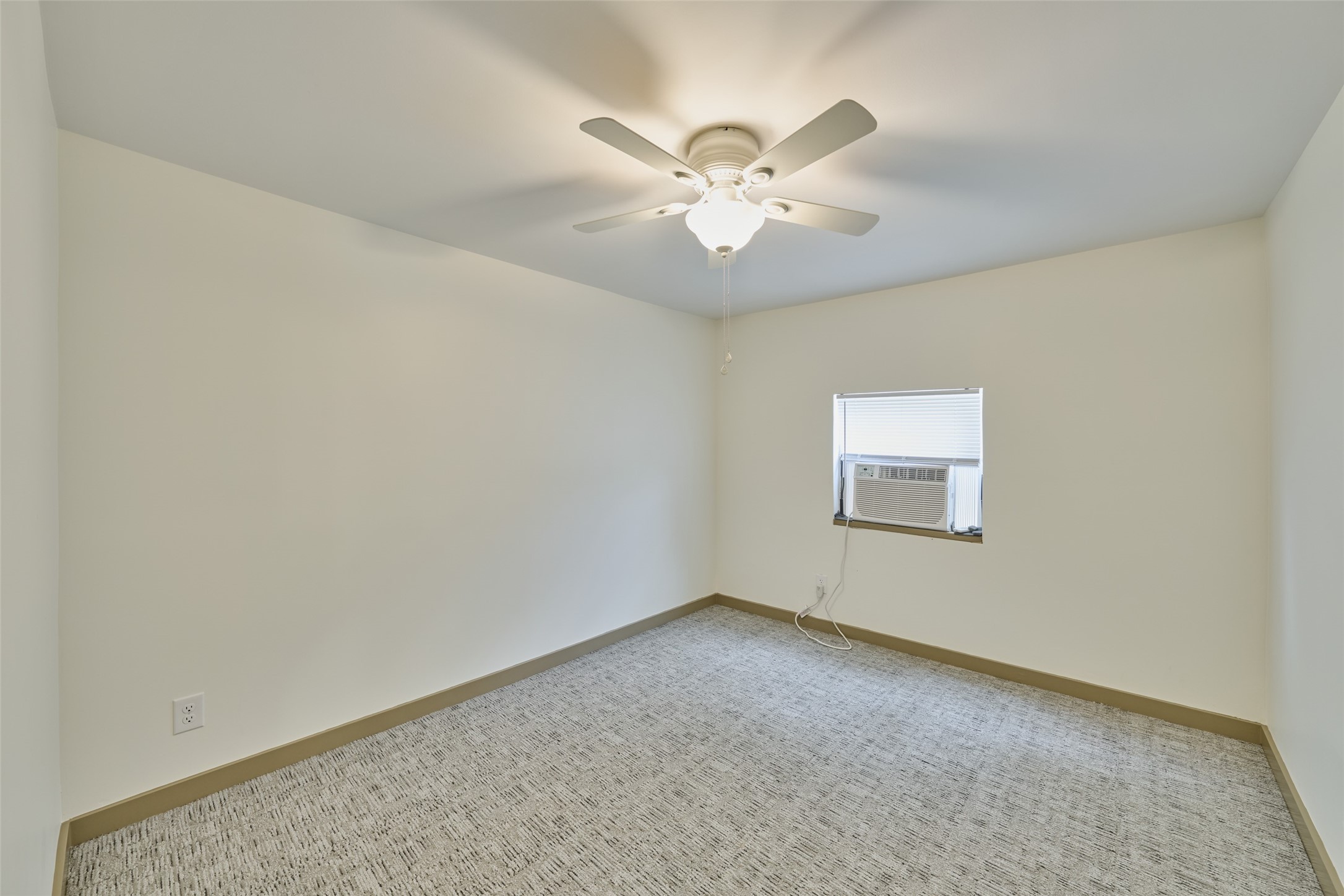 220 Belmont Street Property Photo 19