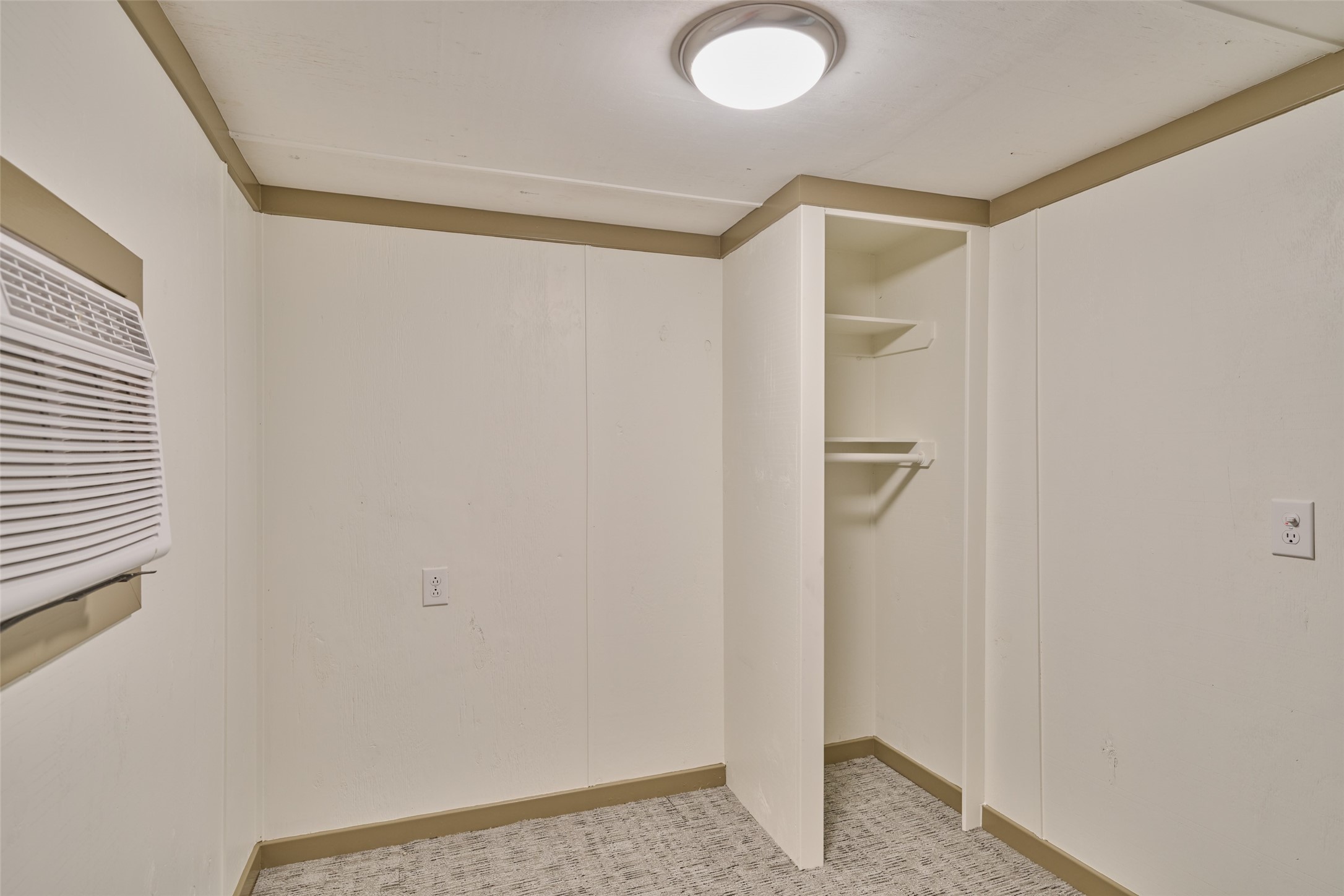 220 Belmont Street Property Photo 28