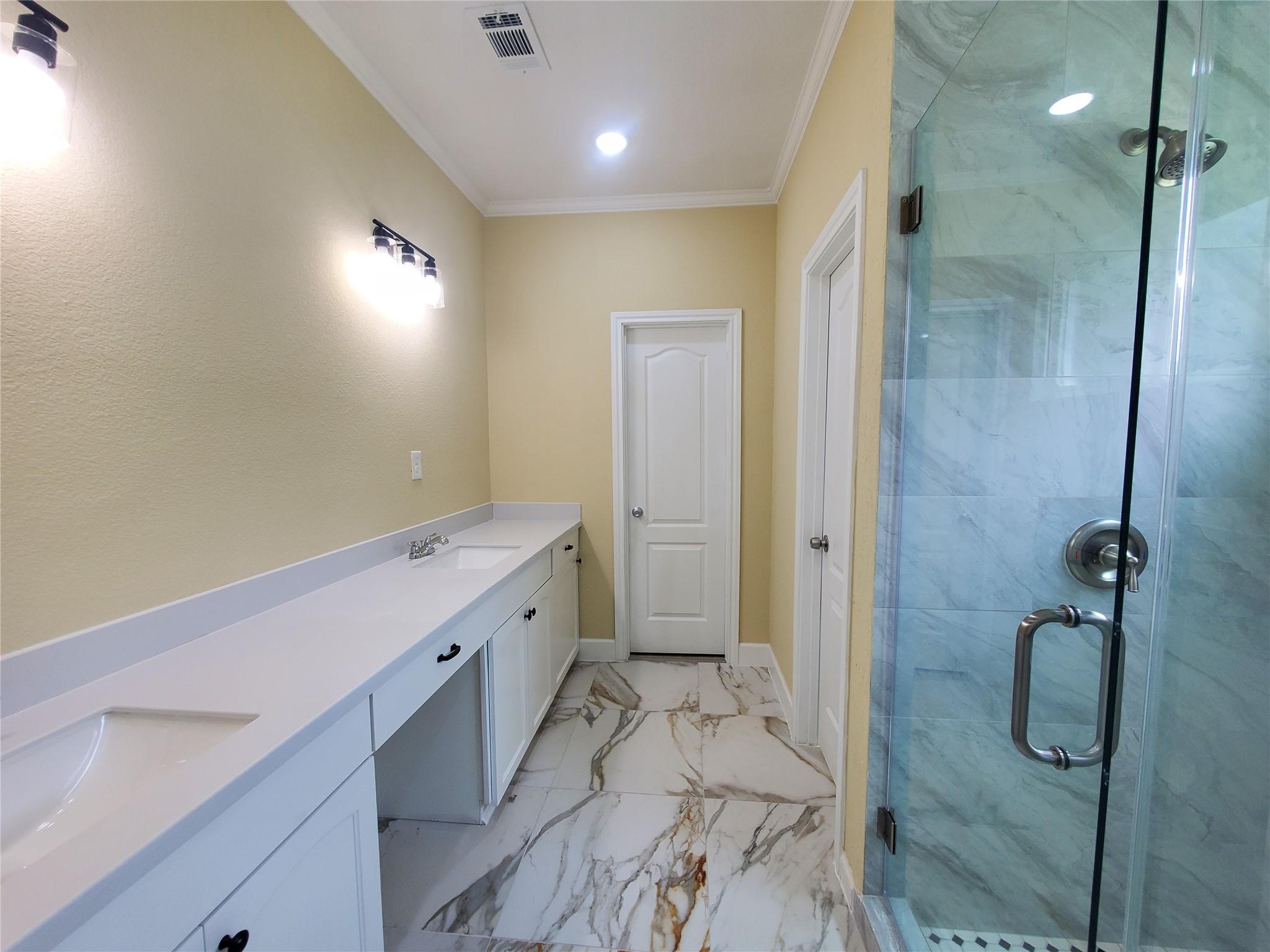 1306 N 9th Street, Conroe Tx 77301 Property Photo 11