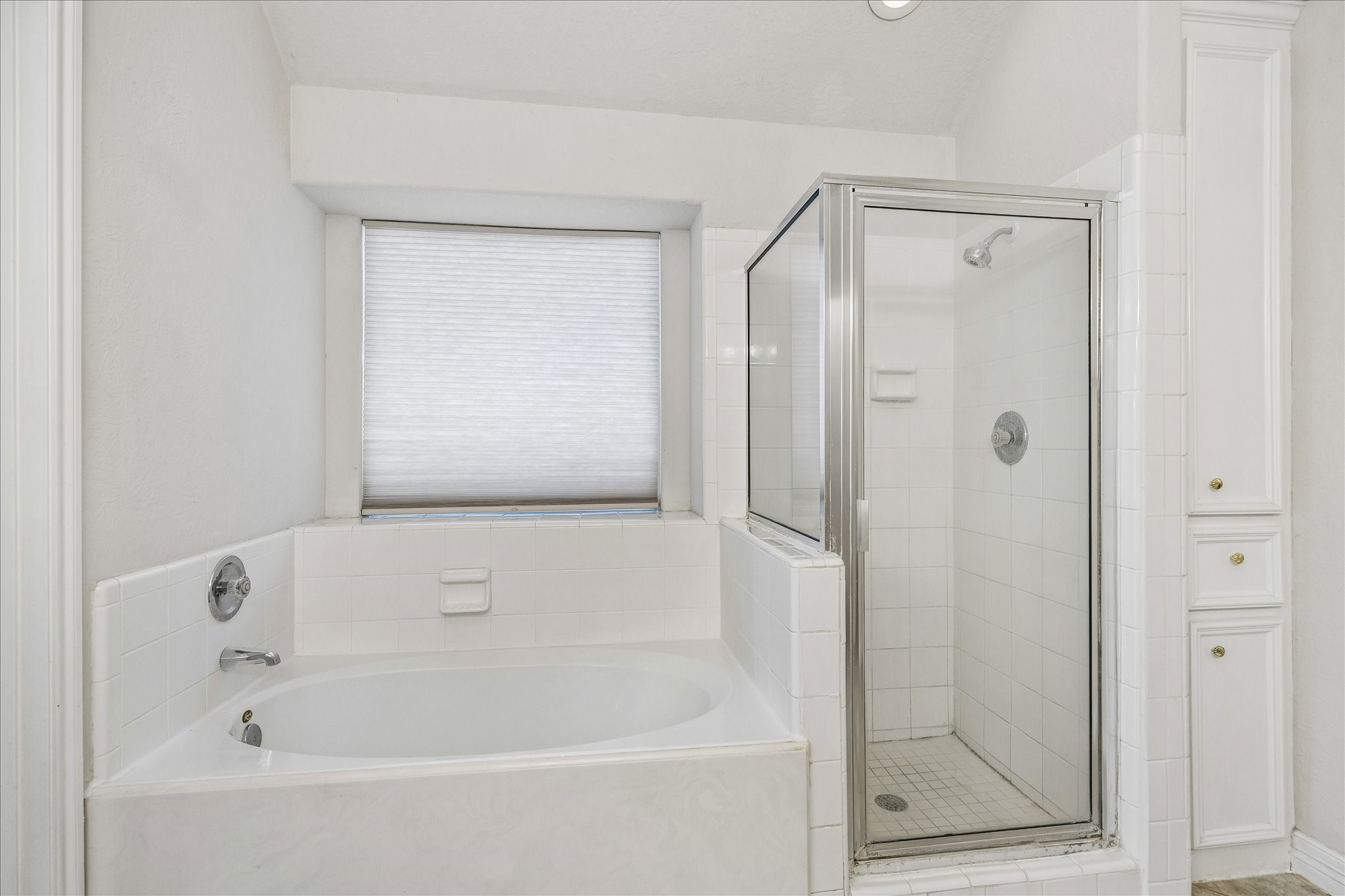 3419 Glastonbury Drive Property Photo 17